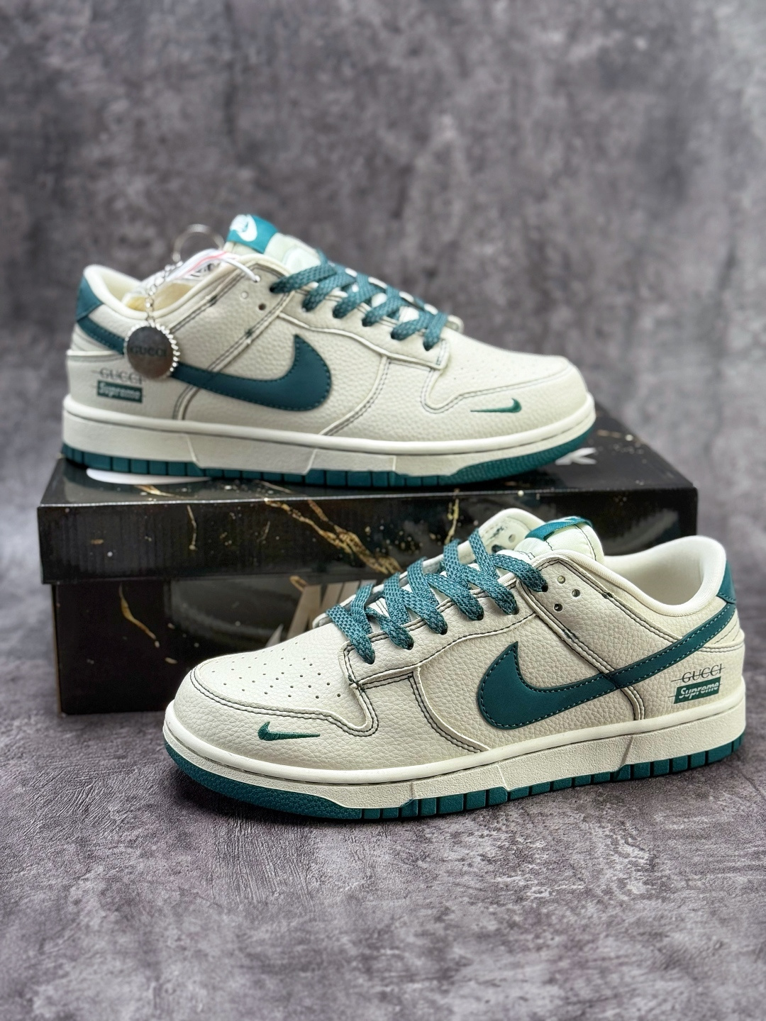 Nike SB Dunk Low x GUCCI x Superme 白绿小勾满天星 DJ1988-003