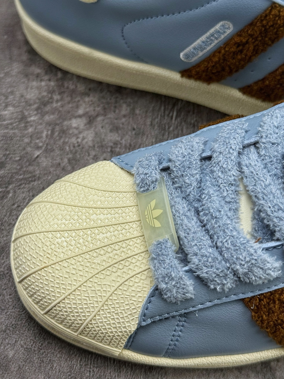 Adidas Originals Superstar 蓝棕 JR6987