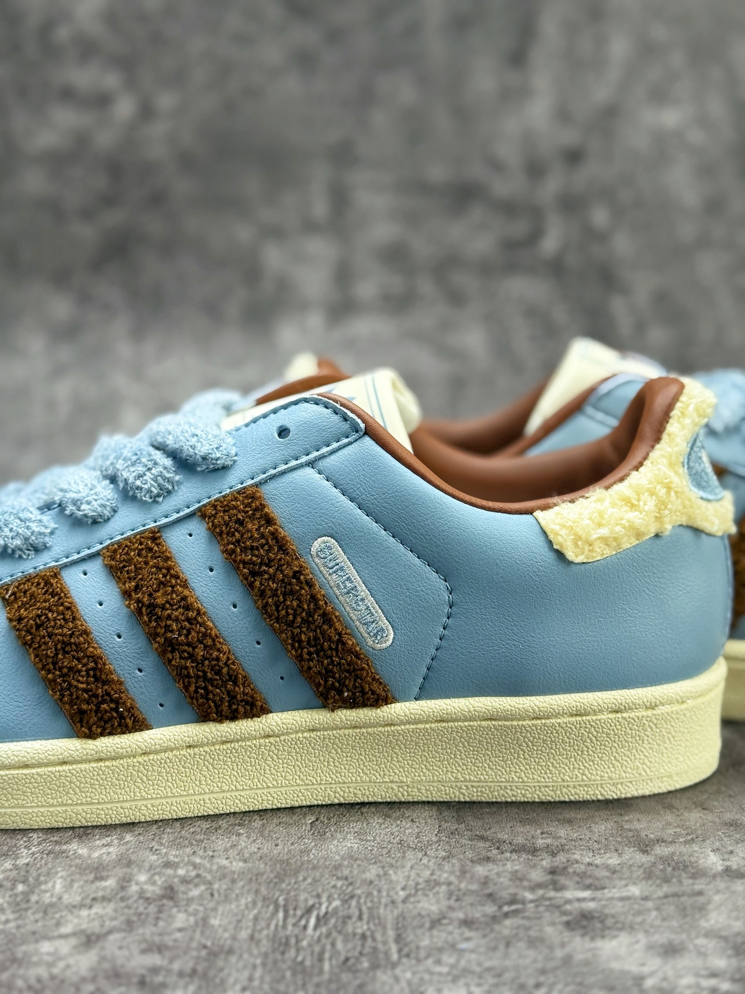 Adidas Originals Superstar 蓝棕 JR6987