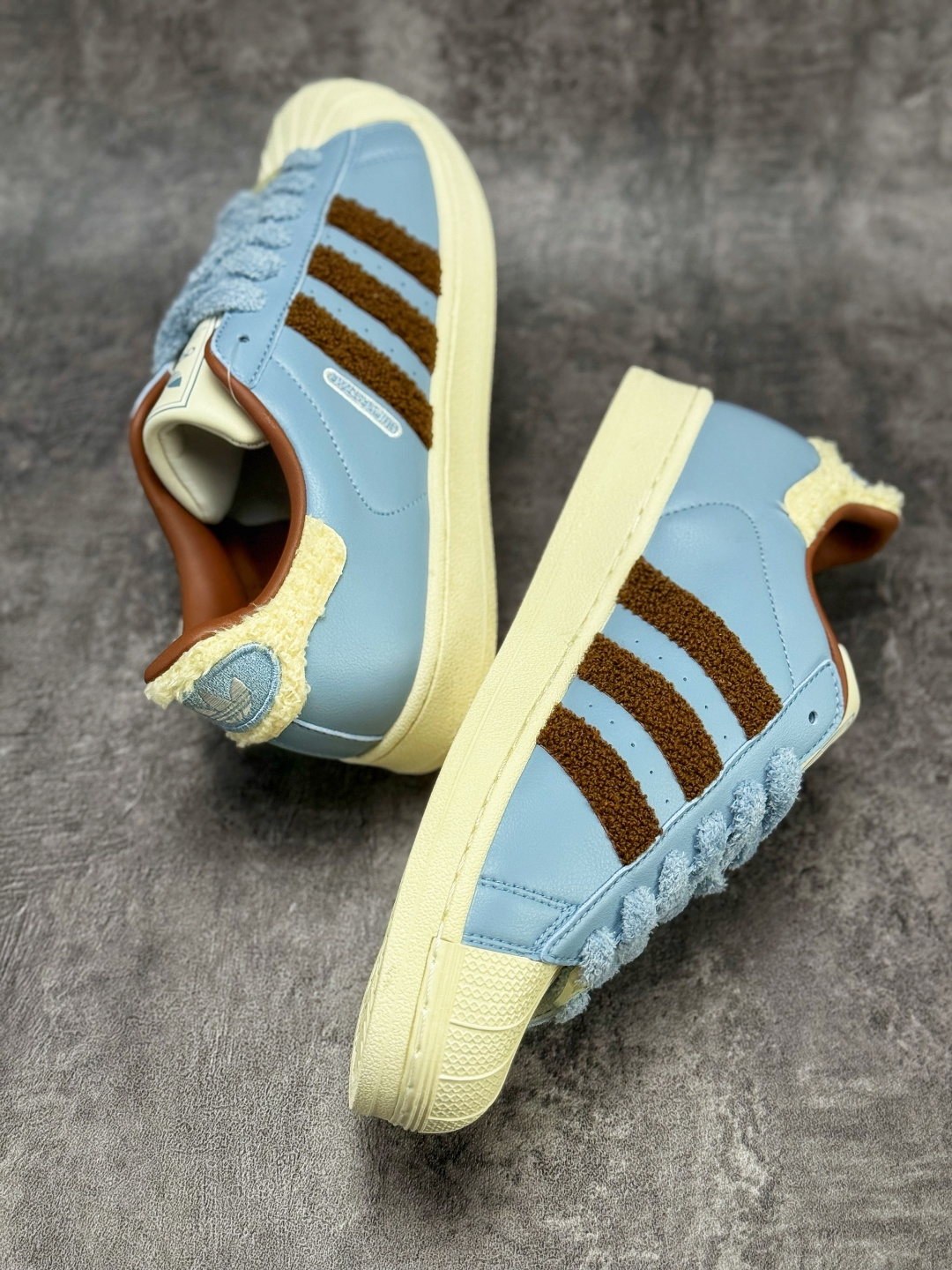 Adidas Originals Superstar 蓝棕 JR6987