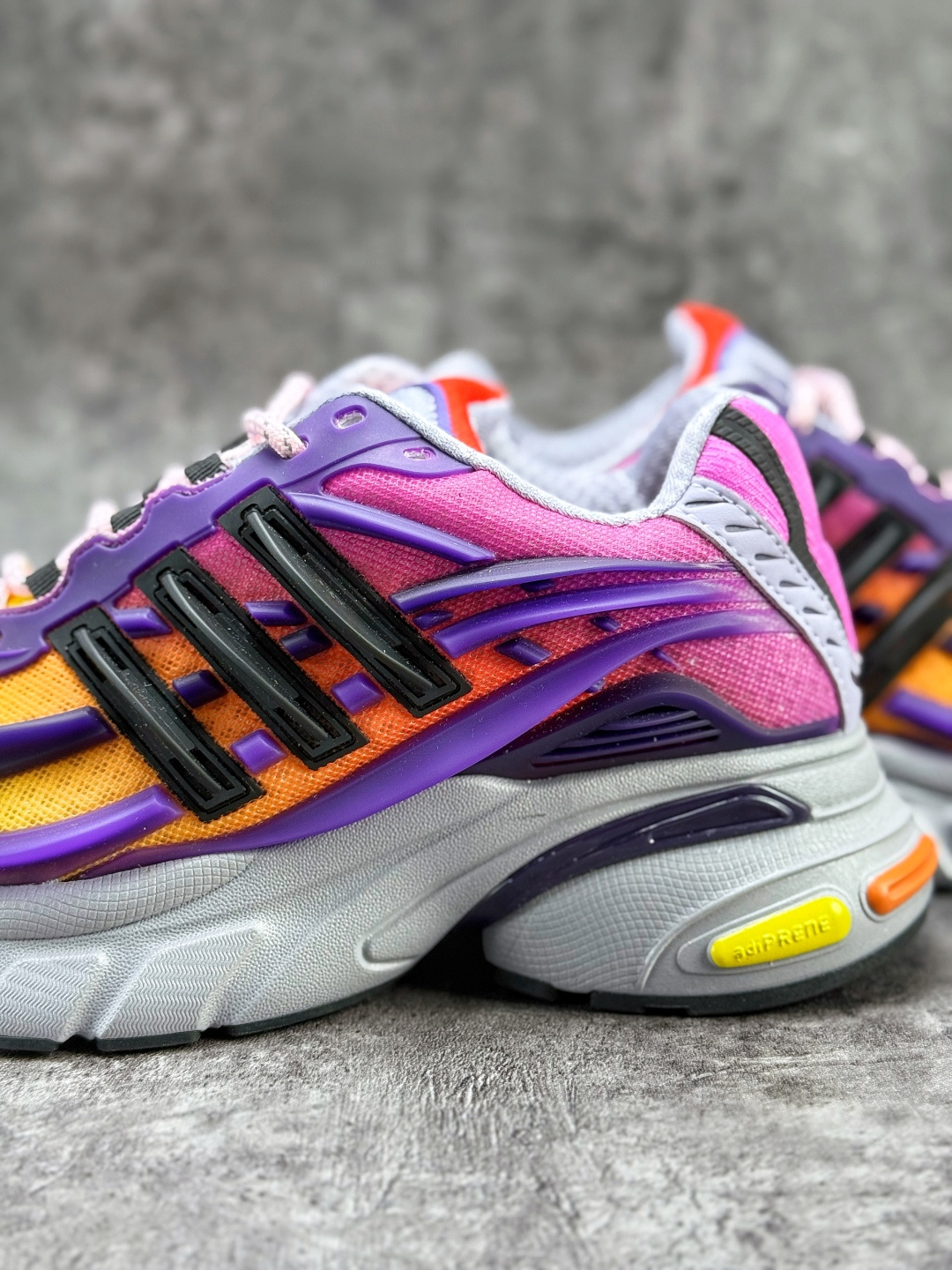 Pharrell x adidas Adistar Jellyfish 低帮复古风老爹鞋 实拍首发 JP9275