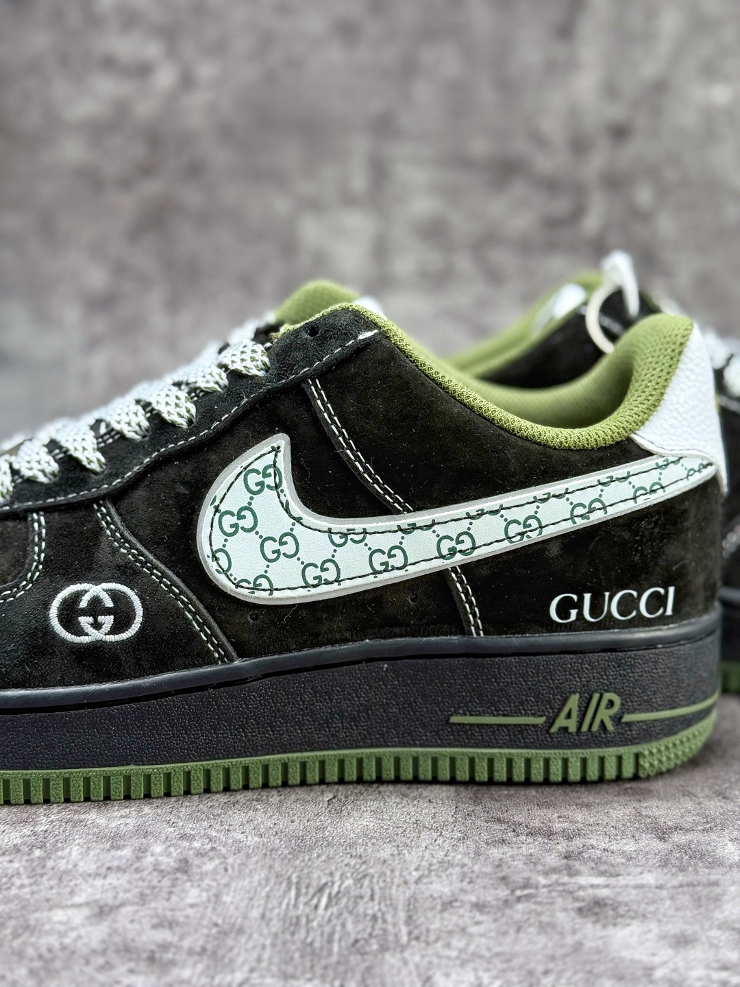 Nike Air Force 1 Low 07 x GUCCI 黑白绿小勾满天星 BB9577-113