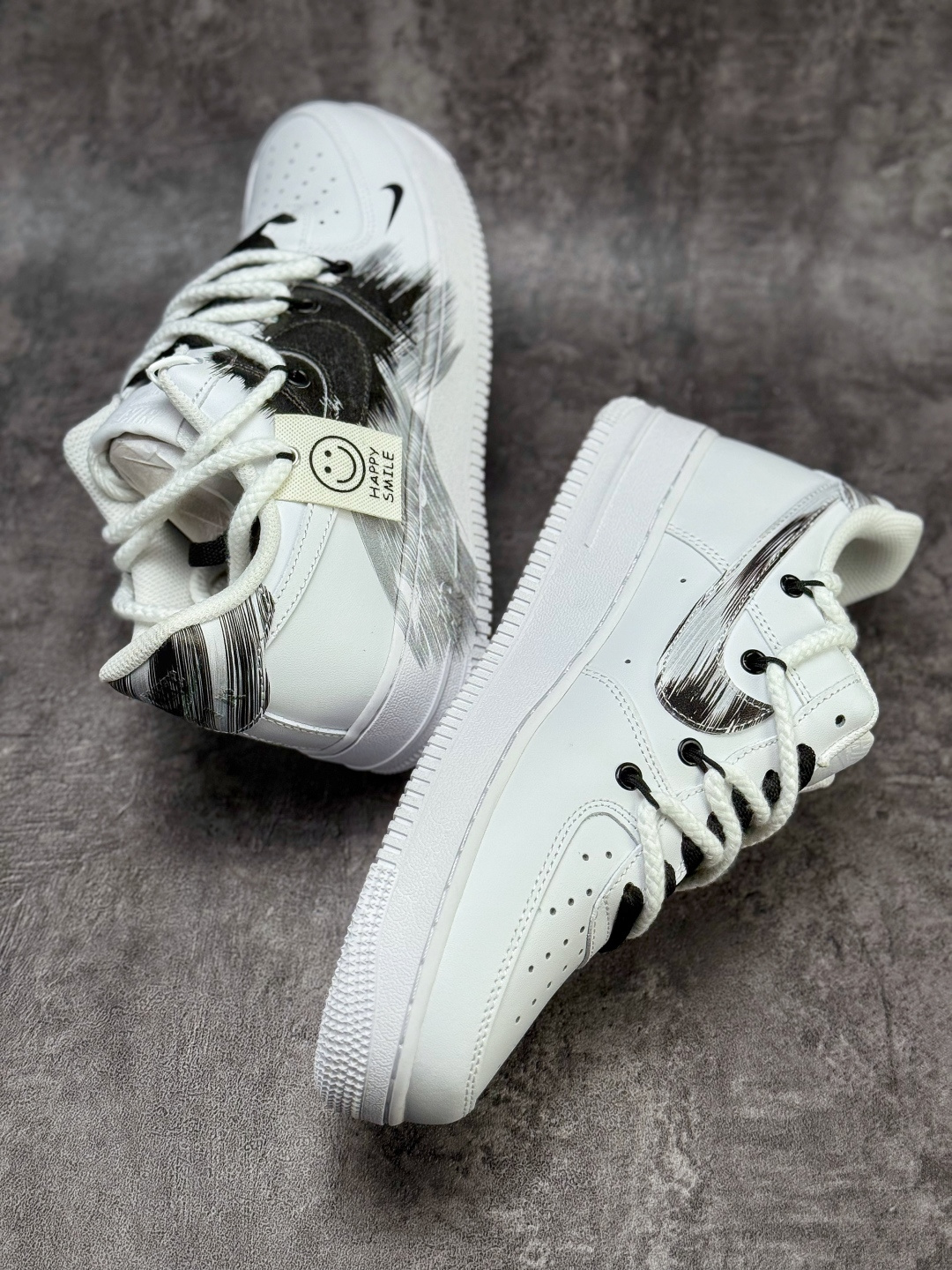 Nike Air Force 1 Low 07 黑色风暴小勾 DD2025-010-莆田鞋,莆田鞋货源,高仿鞋,高仿鞋货源,安福档口,莆田高仿鞋,莆田鞋批发,高仿鞋批发,莆田高仿运动鞋,高仿运动鞋,莆田运动鞋 Nike Air Force 1 Low 07 黑色风暴小勾 DD2025-010