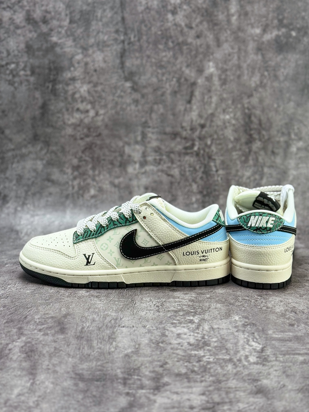 Nike SB Dunk Low x Louis Vuitton 白蓝满天星 纯原大厂出品 极力推荐 XS6089-626-莆田鞋,莆田鞋货源,高仿鞋,高仿鞋货源,安福档口,莆田高仿鞋,莆田鞋批发,高仿鞋批发,莆田高仿运动鞋,高仿运动鞋,莆田运动鞋 Nike SB Dunk Low x Louis Vuitton 白蓝满天星 纯原大厂出品 极力推荐 XS6089-626