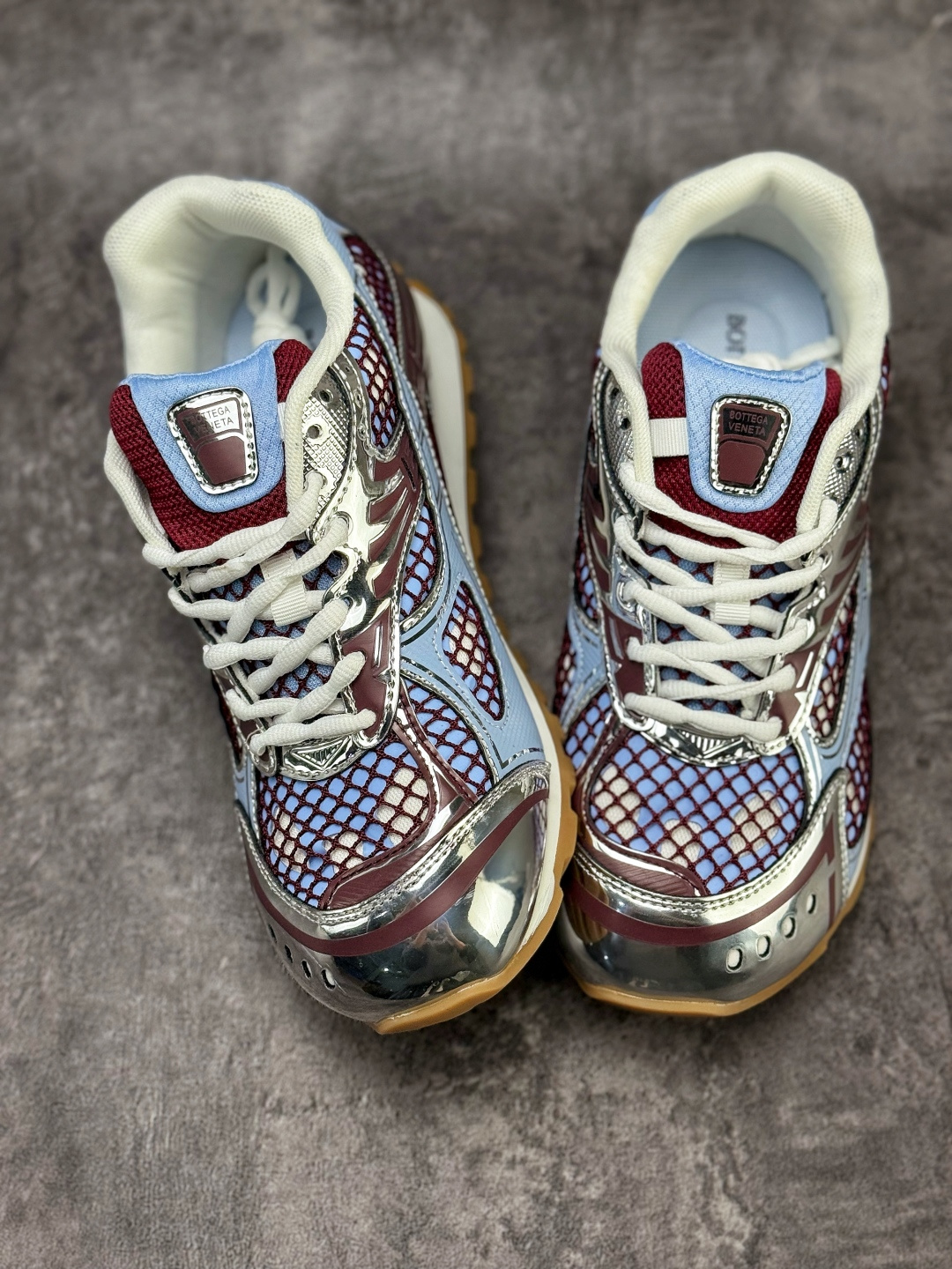 240 Bottega Veneta/葆蝶家 0rbit 休闲运动鞋/蓝银色 生胶底 755915V2X402244