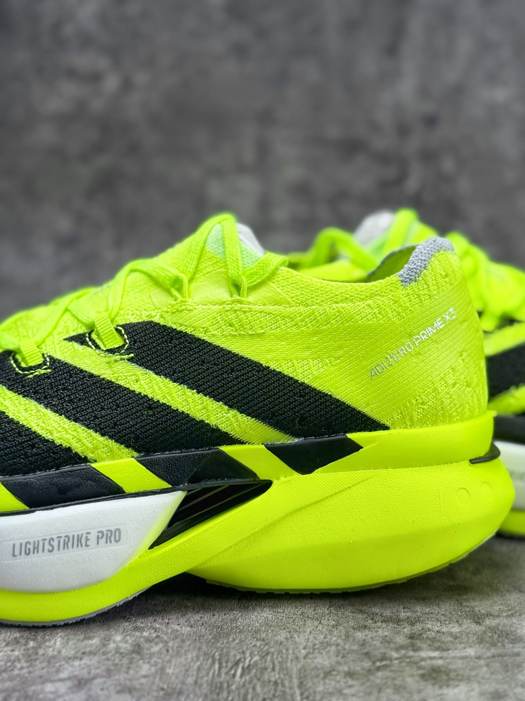 adidas Adizero Prime X 3.0 舒适轻盈耐磨 低帮跑步鞋 男女同款 JI2981