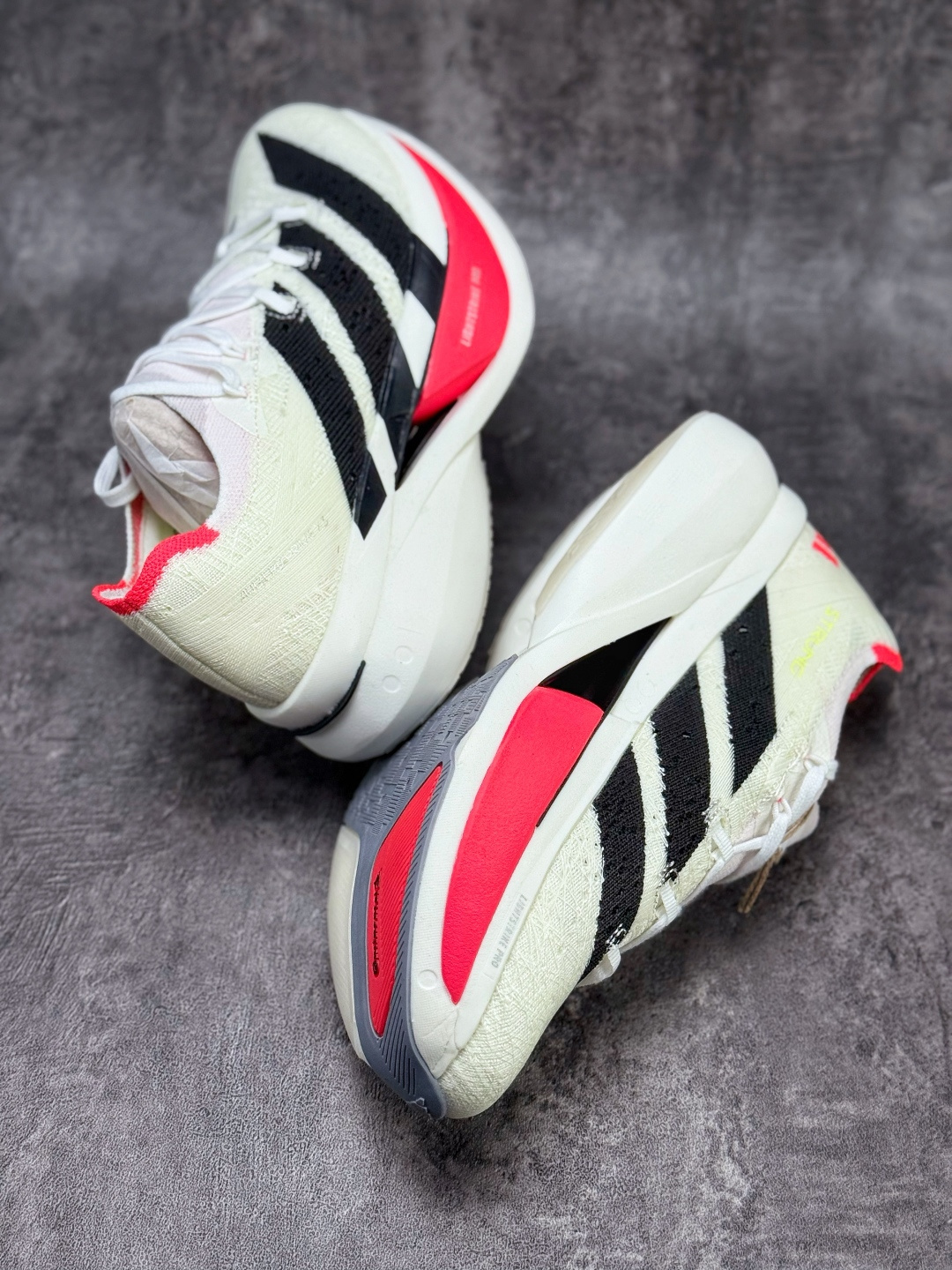 adidas Adizero Prime X 3.0 舒适轻盈耐磨 低帮跑步鞋 男女同款 JR2597