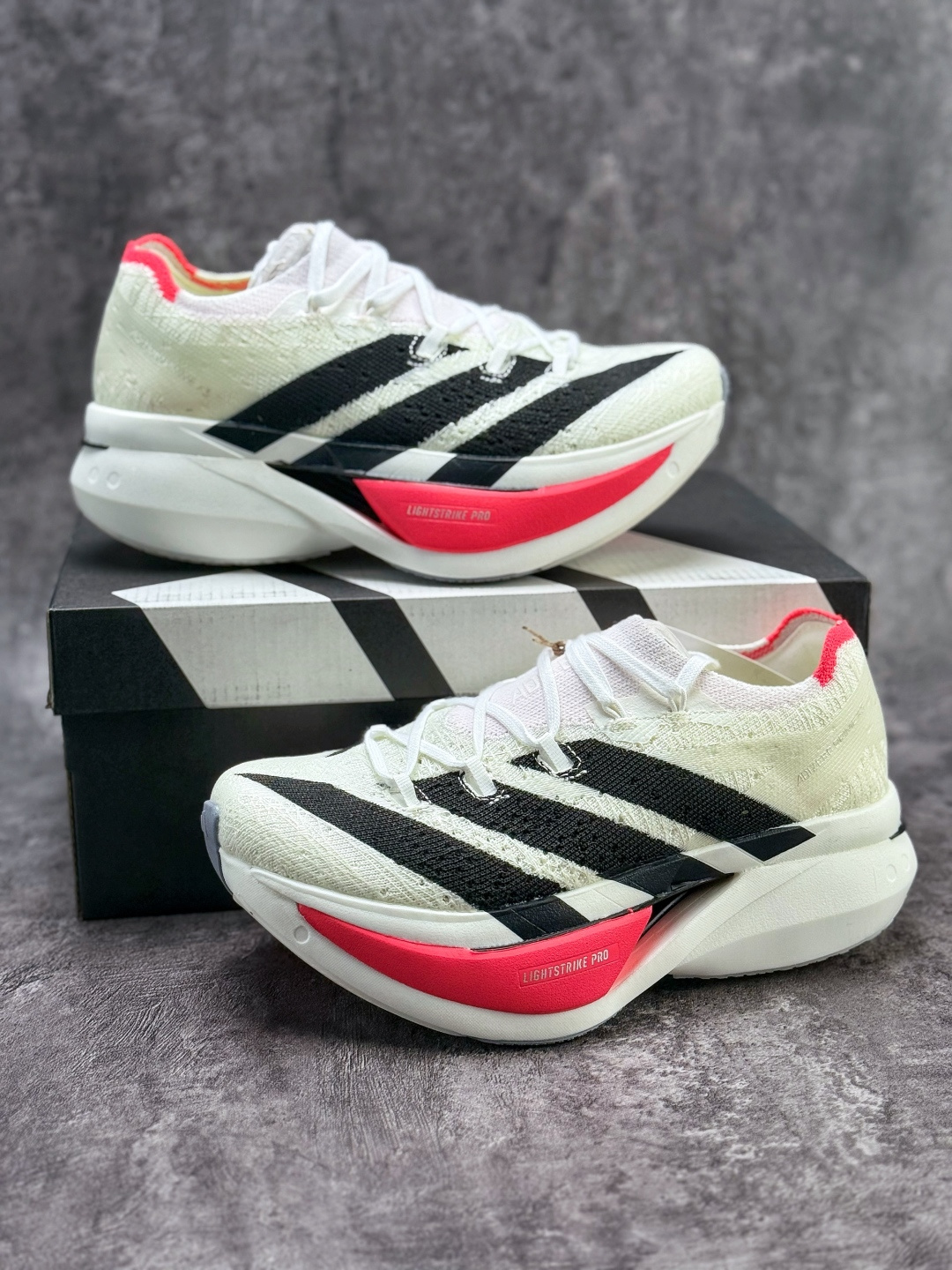 adidas Adizero Prime X 3.0 舒适轻盈耐磨 低帮跑步鞋 男女同款 JR2597