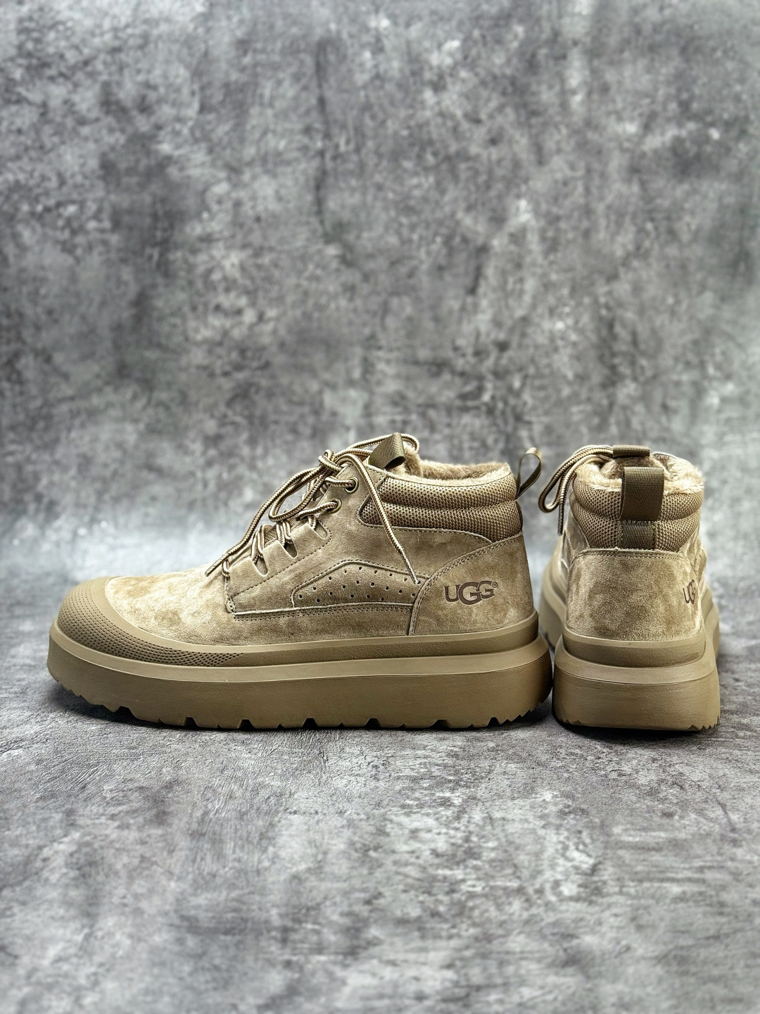 290 新货UGG 2025秋冬新品（内里加绒保暖）秋冬必备 男女同款户外中帮休闲马丁靴雪地靴系列