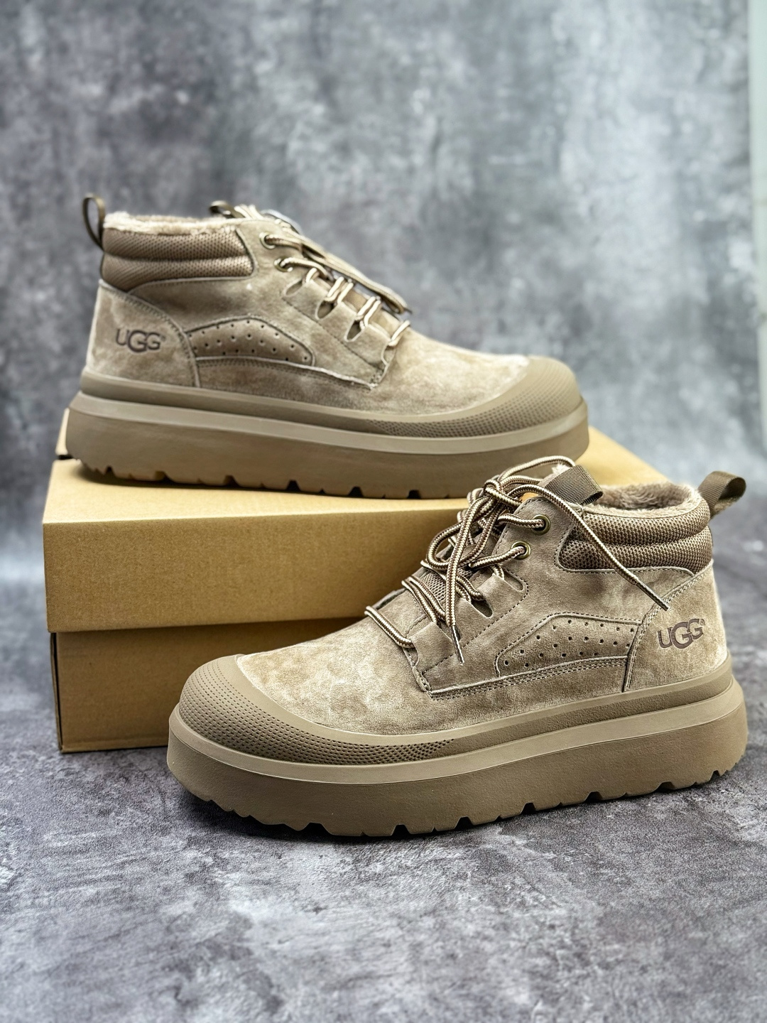 290 新货UGG 2025秋冬新品（内里加绒保暖）秋冬必备 男女同款户外中帮休闲马丁靴雪地靴系列