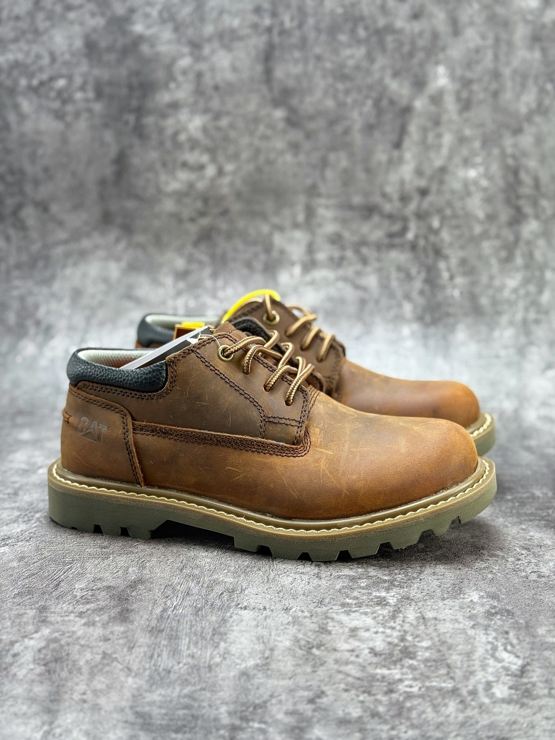 180 CAT 牛皮革 复古时尚休闲 短靴