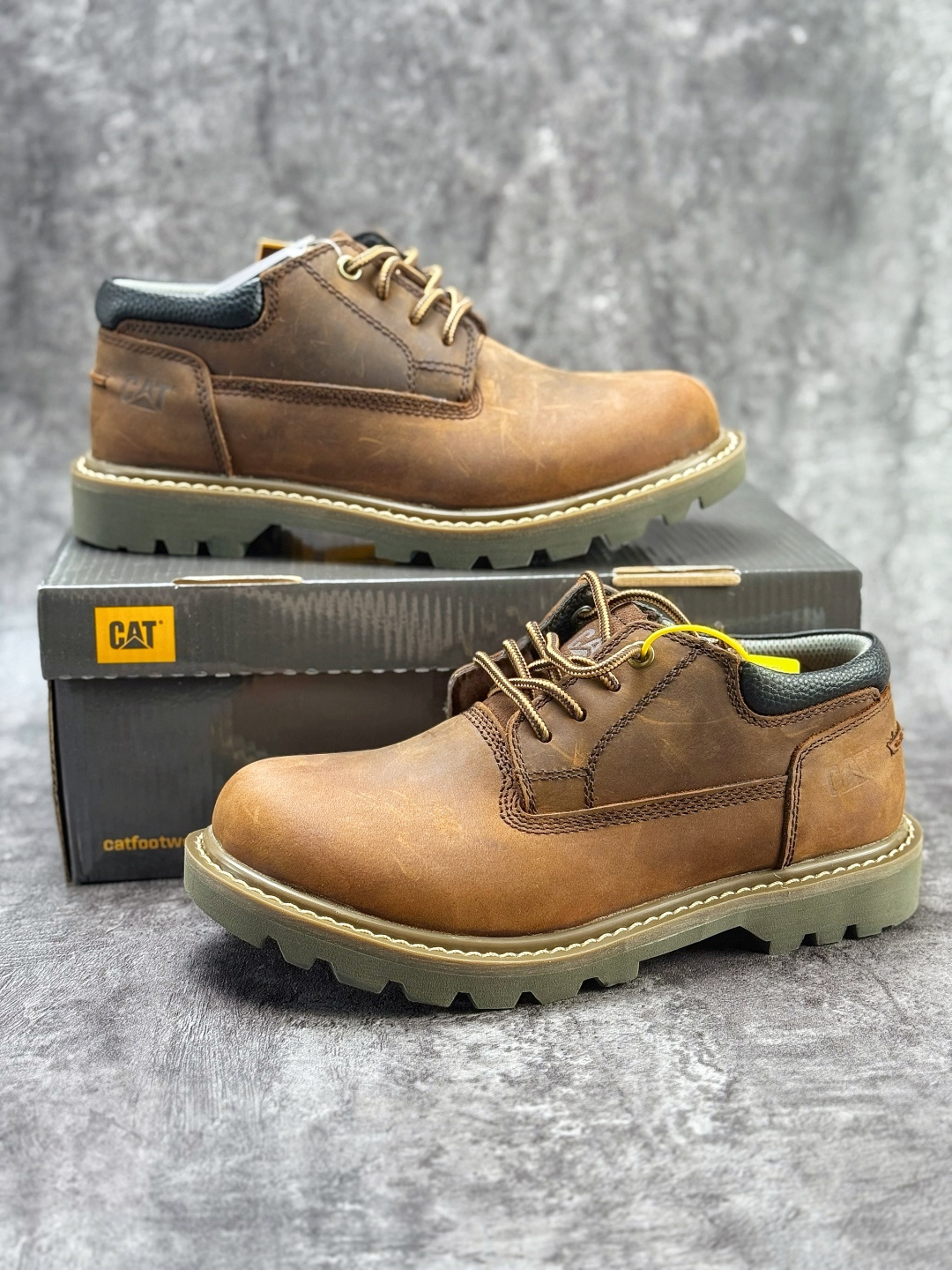 180 CAT 牛皮革 复古时尚休闲 短靴