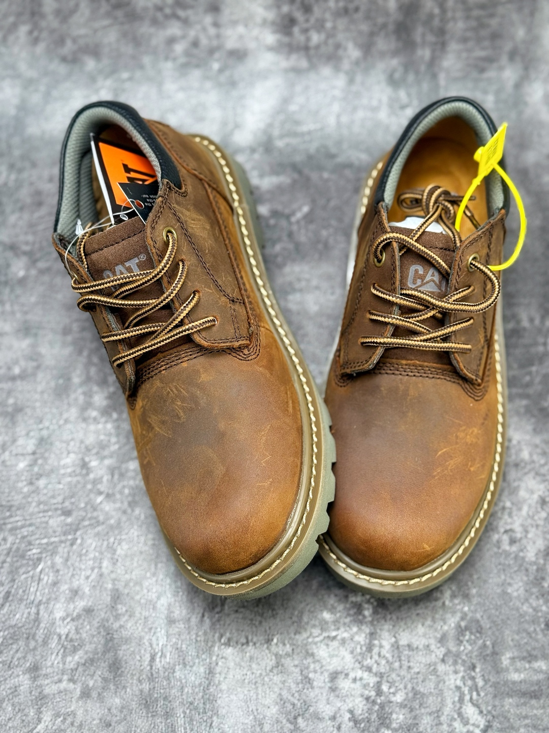 180 CAT 牛皮革 复古时尚休闲 短靴