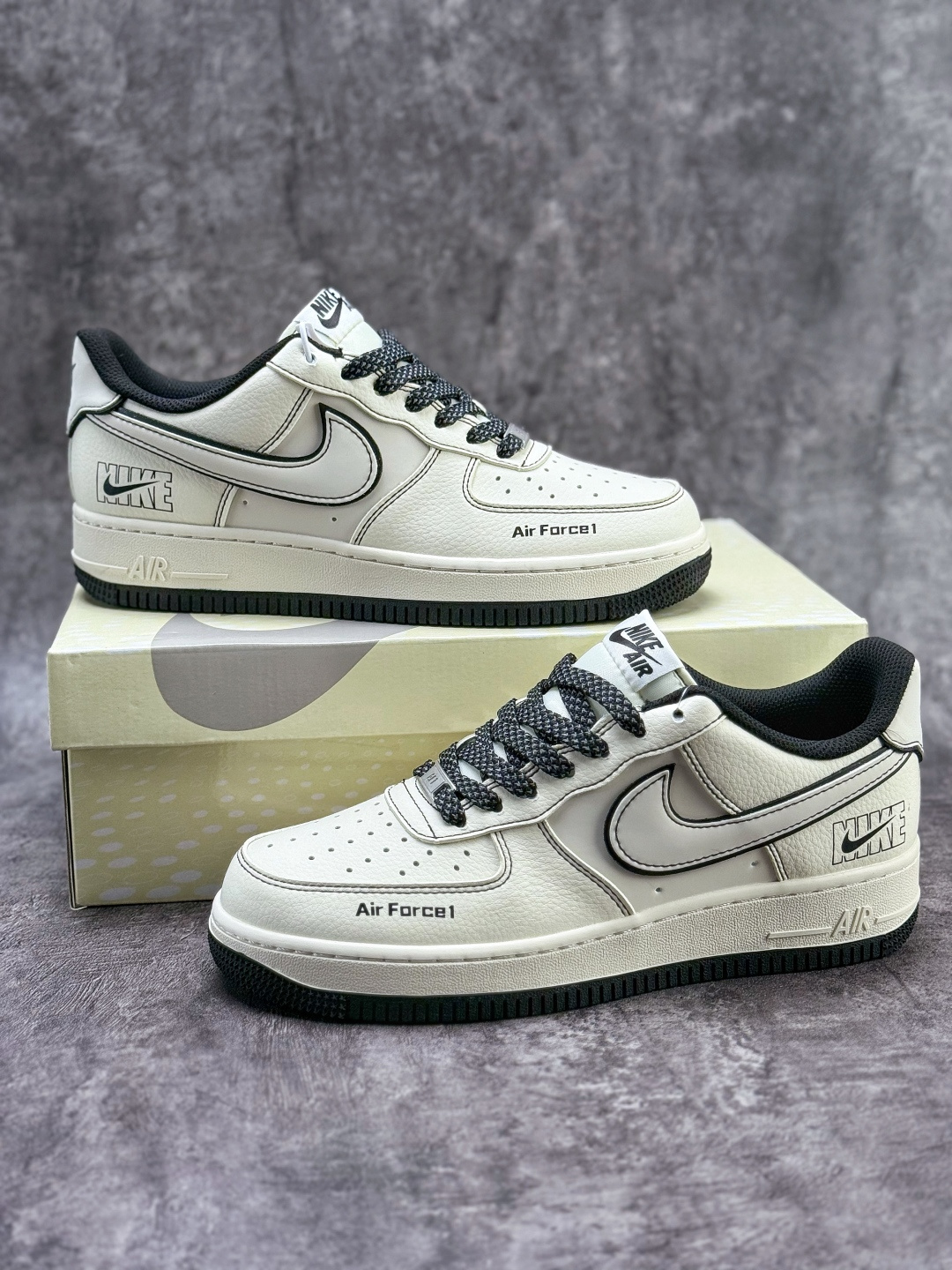 Nike Air Force 1 Low 07 白黑满天星 JP8028-060-莆田鞋,莆田鞋货源,高仿鞋,高仿鞋货源,安福档口,莆田高仿鞋,莆田鞋批发,高仿鞋批发,莆田高仿运动鞋,高仿运动鞋,莆田运动鞋 Nike Air Force 1 Low 07 白黑满天星 JP8028-060