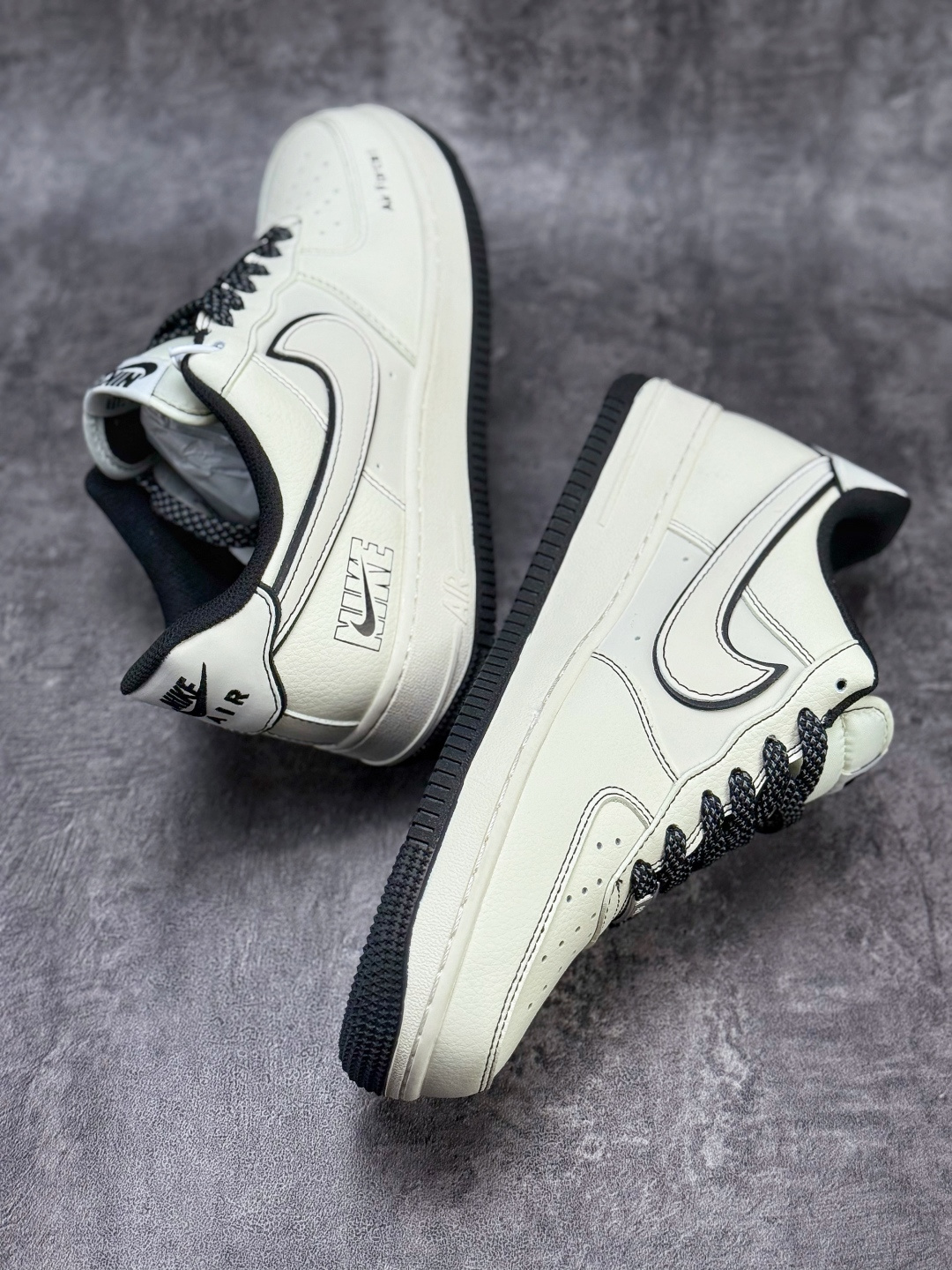 Nike Air Force 1 Low 07 白黑满天星 JP8028-060-莆田鞋,莆田鞋货源,高仿鞋,高仿鞋货源,安福档口,莆田高仿鞋,莆田鞋批发,高仿鞋批发,莆田高仿运动鞋,高仿运动鞋,莆田运动鞋 Nike Air Force 1 Low 07 白黑满天星 JP8028-060