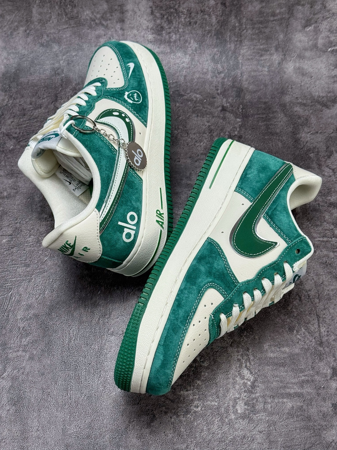 Nike Air Force 1 Low 07 x AIO 绿白小勾 SY1388-011