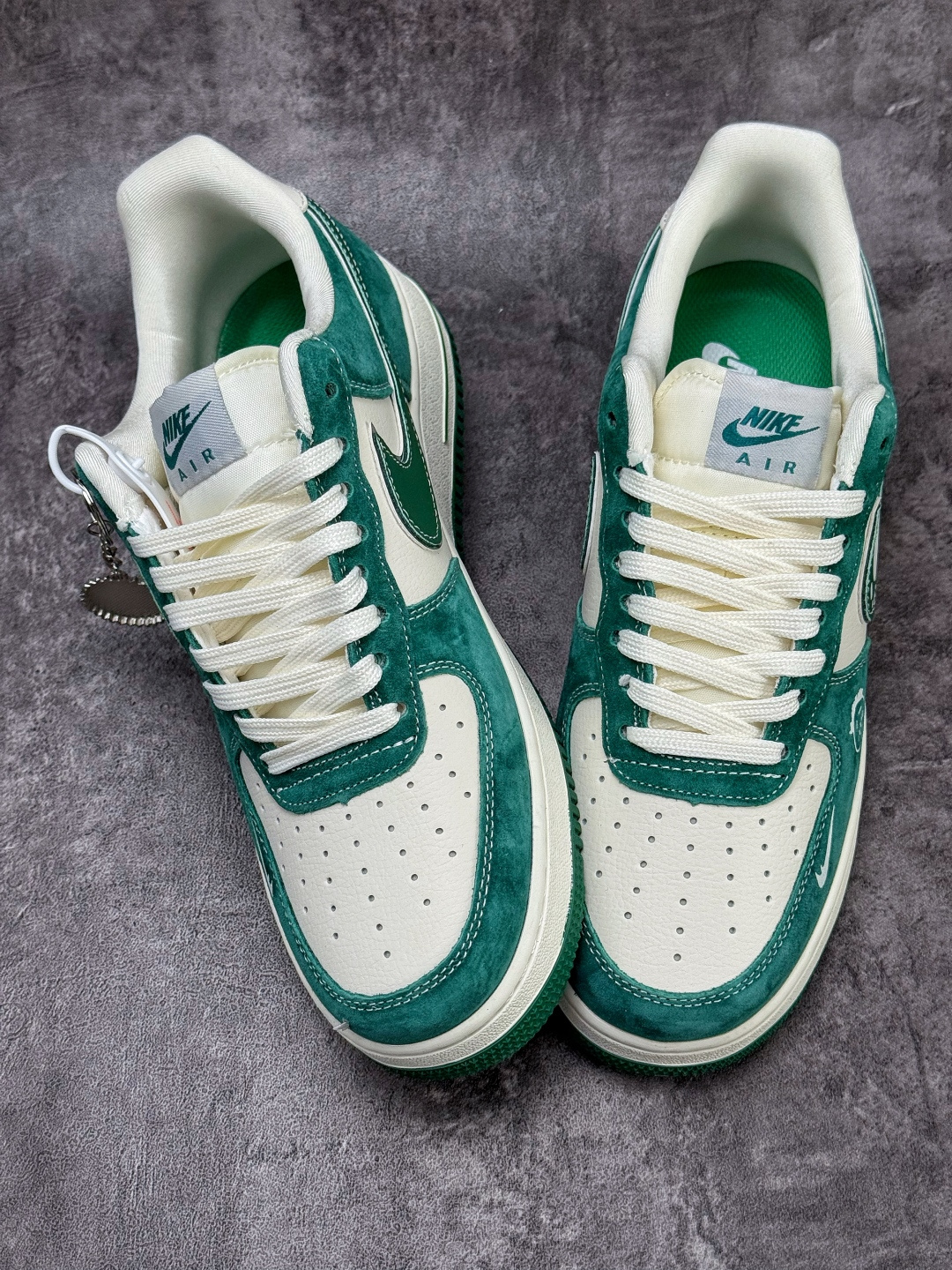 Nike Air Force 1 Low 07 x AIO 绿白小勾 SY1388-011