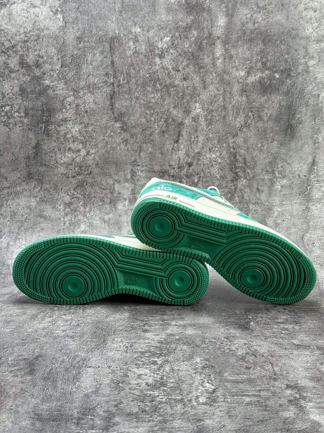 Nike Air Force 1 Low 07 x AIO 绿白小勾 SY1388-011