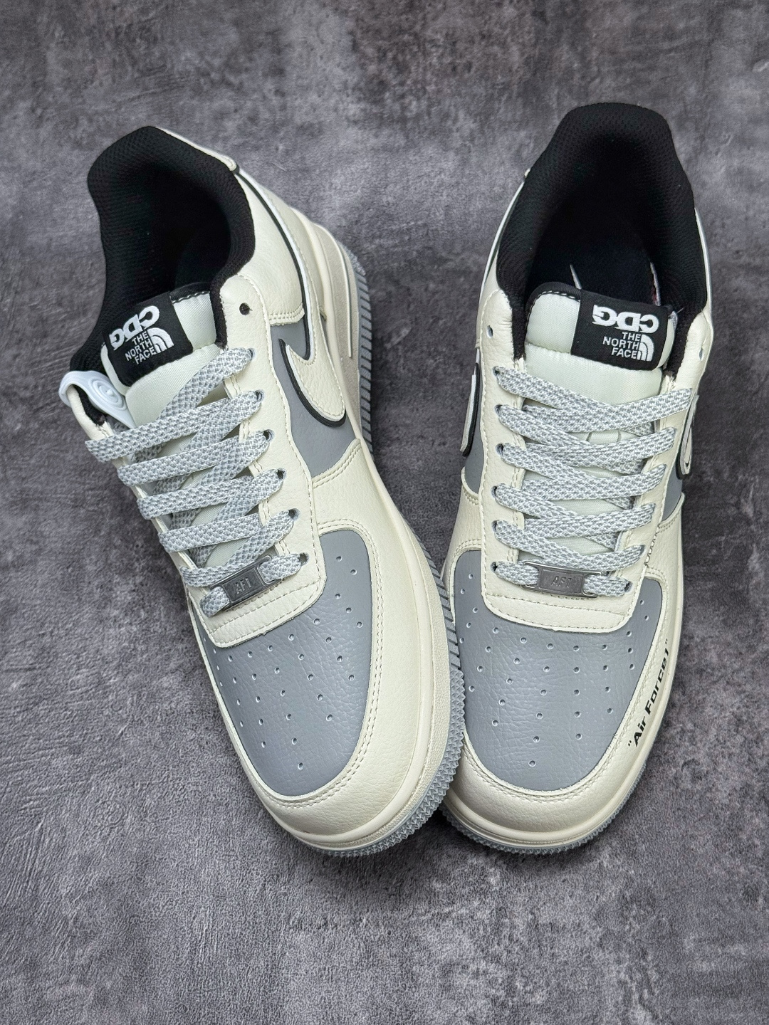 Nike Air Force 1 Low 07 x The North Face 白灰满天星 JP8028-066-莆田鞋,莆田鞋货源,高仿鞋,高仿鞋货源,安福档口,莆田高仿鞋,莆田鞋批发,高仿鞋批发,莆田高仿运动鞋,高仿运动鞋,莆田运动鞋 Nike Air Force 1 Low 07 x The North Face 白灰满天星 JP8028-066