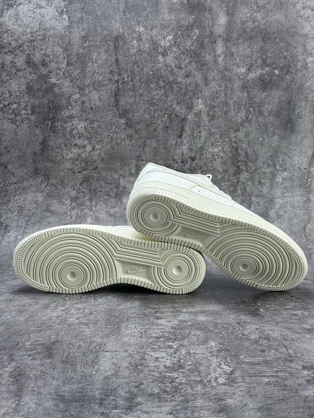 Nike Air Force 1 Low 07 米白 IH7351-010