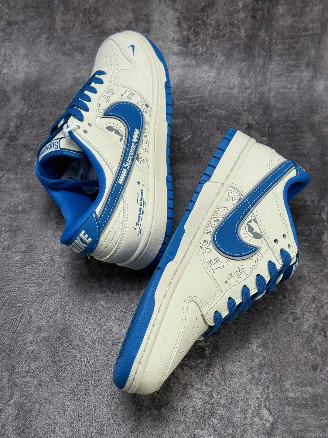 Nike SB Dunk Low x Supreme 白蓝小勾 XD1588-237