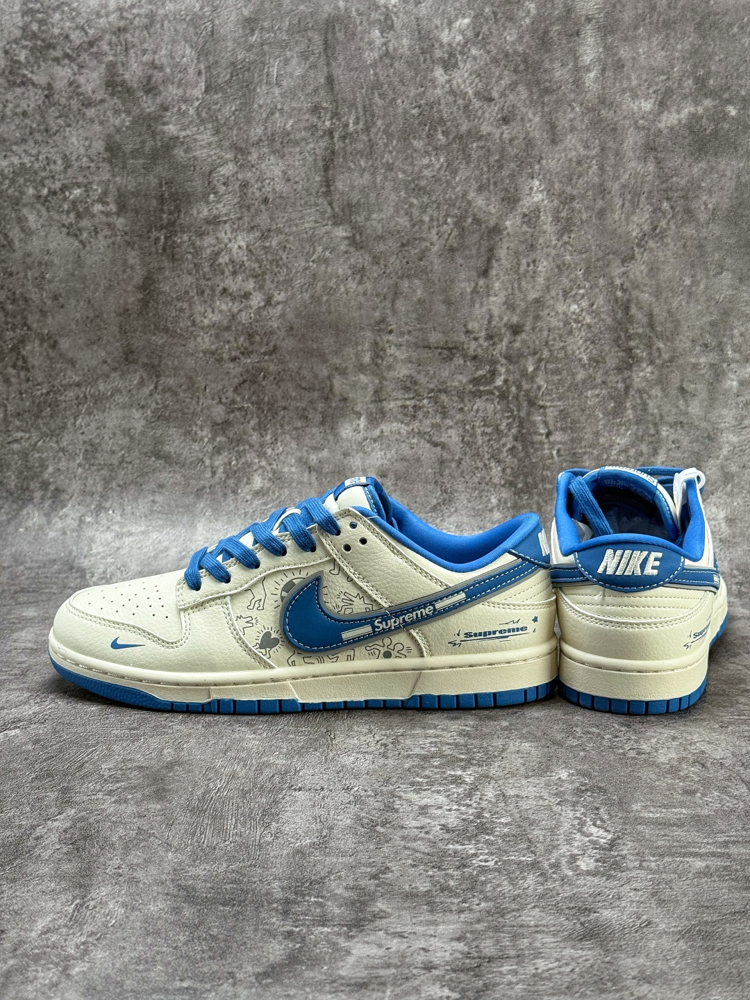 Nike SB Dunk Low x Supreme 白蓝小勾 XD1588-237