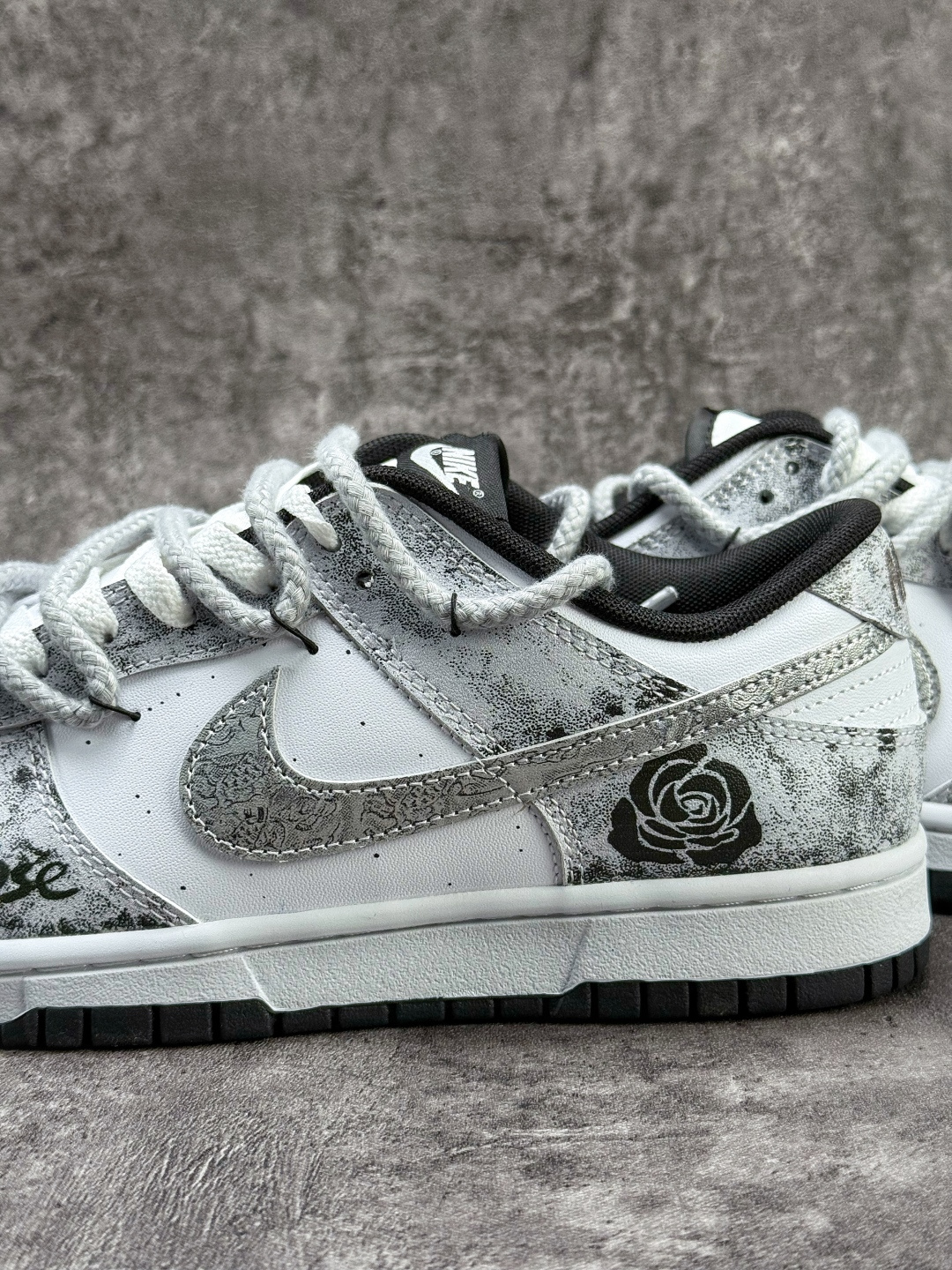 Nike SB Dunk Low 银绽 灰白 DD1391-100-莆田鞋,莆田鞋货源,高仿鞋,高仿鞋货源,安福档口,莆田高仿鞋,莆田鞋批发,高仿鞋批发,莆田高仿运动鞋,高仿运动鞋,莆田运动鞋 Nike SB Dunk Low 银绽 灰白 DD1391-100