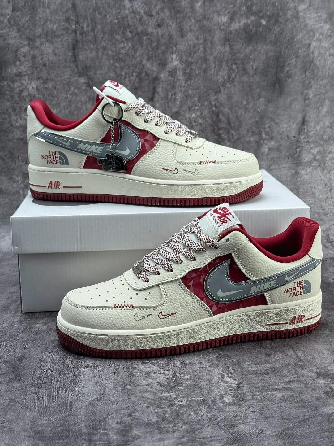 Nike Air Force 1 Low 07 x The North Face 白红双小勾满天星 DF0188-112