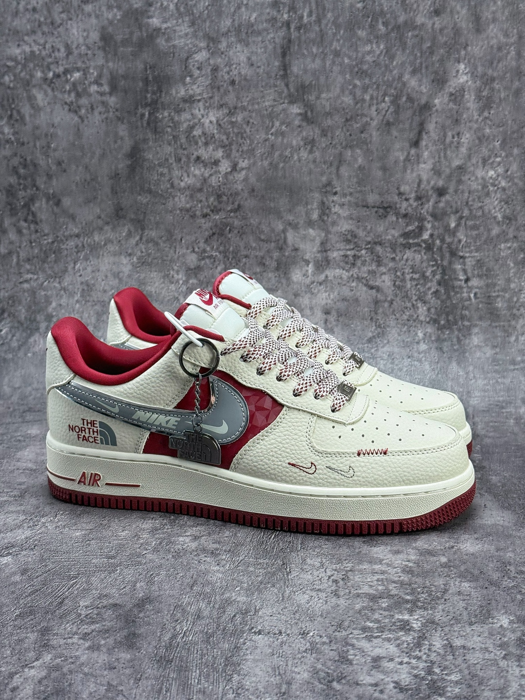 Nike Air Force 1 Low 07 x The North Face 白红双小勾满天星 DF0188-112