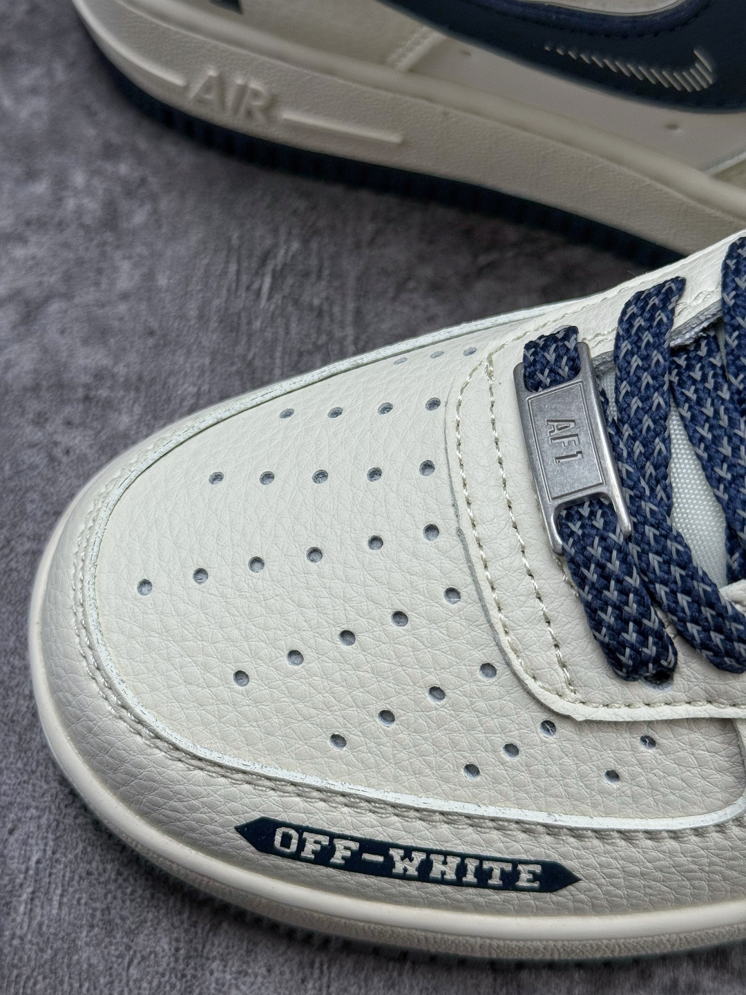 Nike Air Force 1 Low 07 x OFF-WHITE 白蓝满天星 QW5836-026