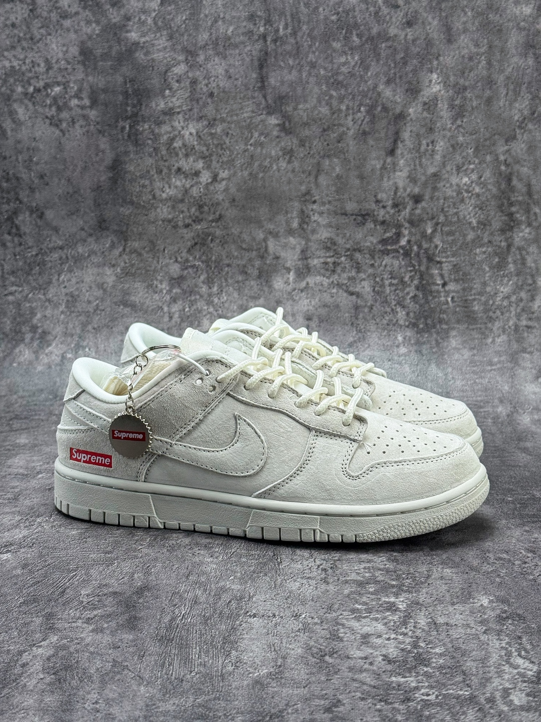 Nike SB Dunk Low x Superme 米灰 DD1988-005