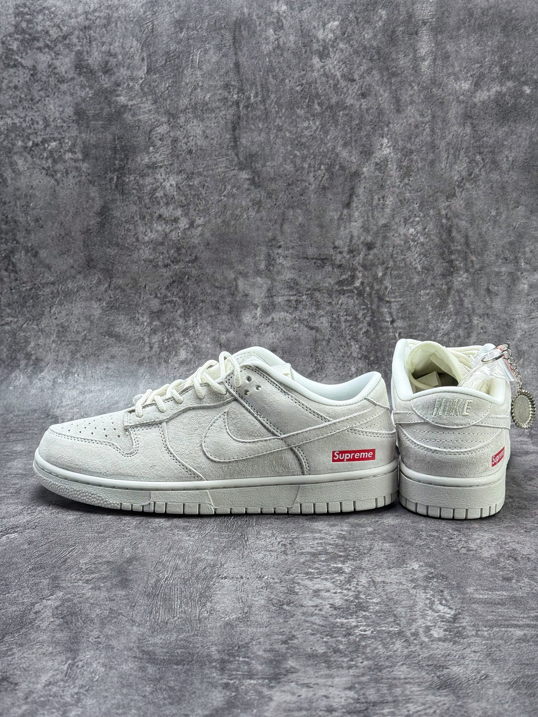 Nike SB Dunk Low x Superme 米灰 DD1988-005