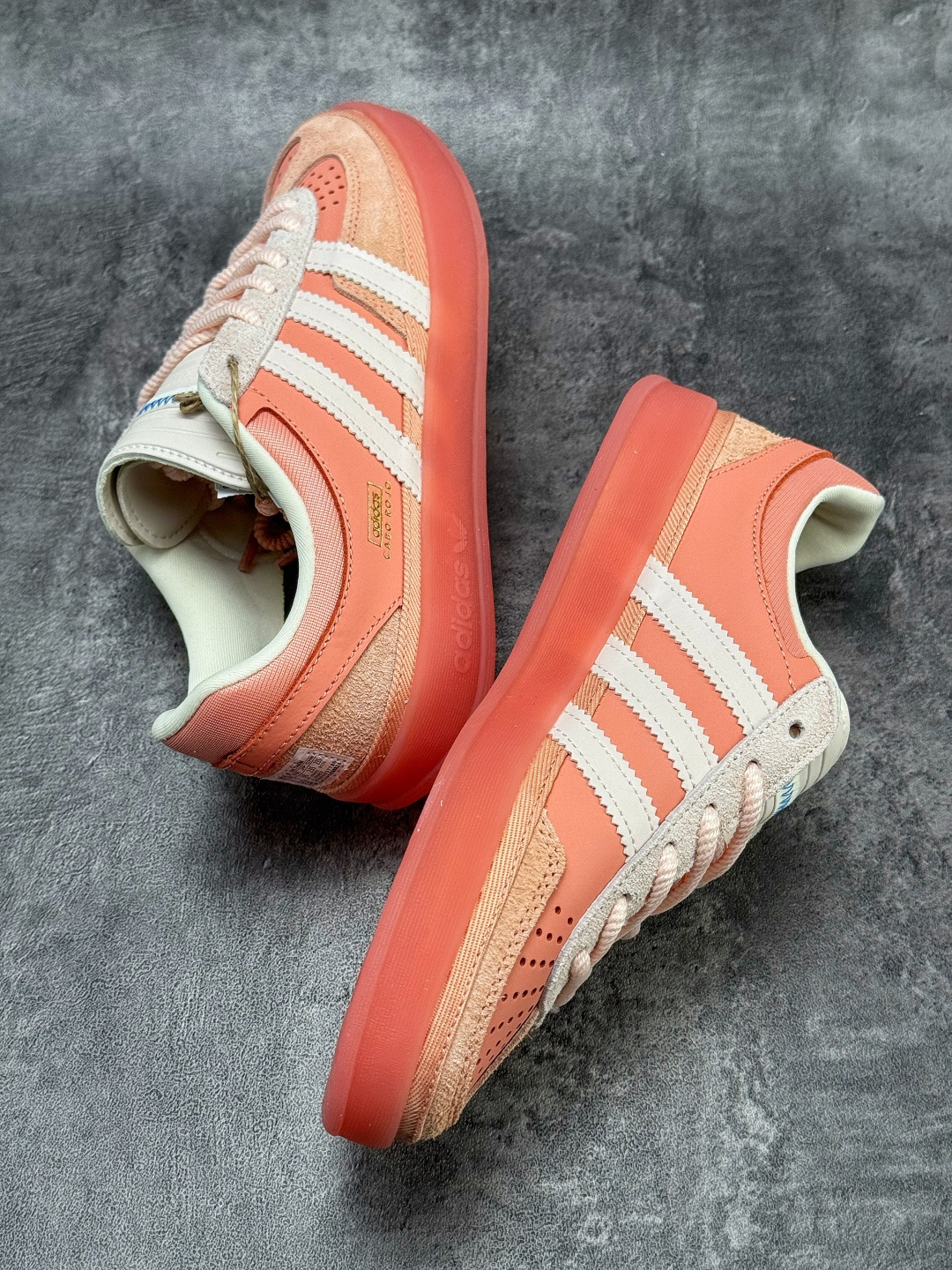 Bad Bunny x adidas originals GAZELLE INDOOR 红棕色 JS5052