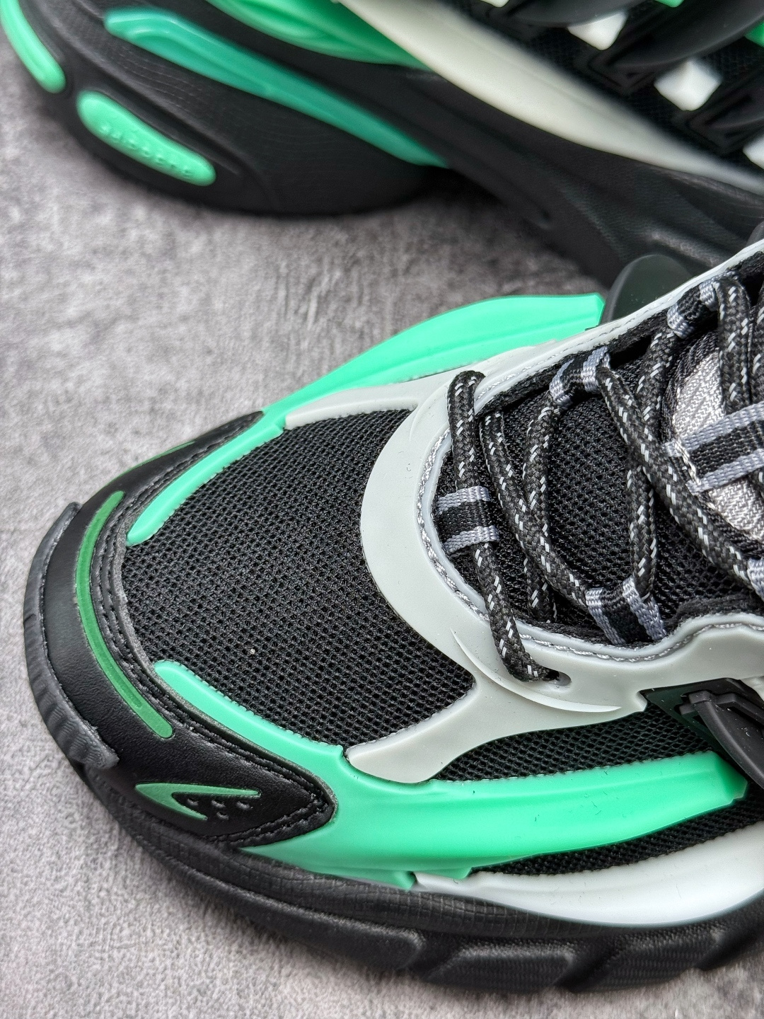 Adidas PW ADISTAR JELLYFISH 阿迪复古舒适防滑减震运动鞋 JP9276