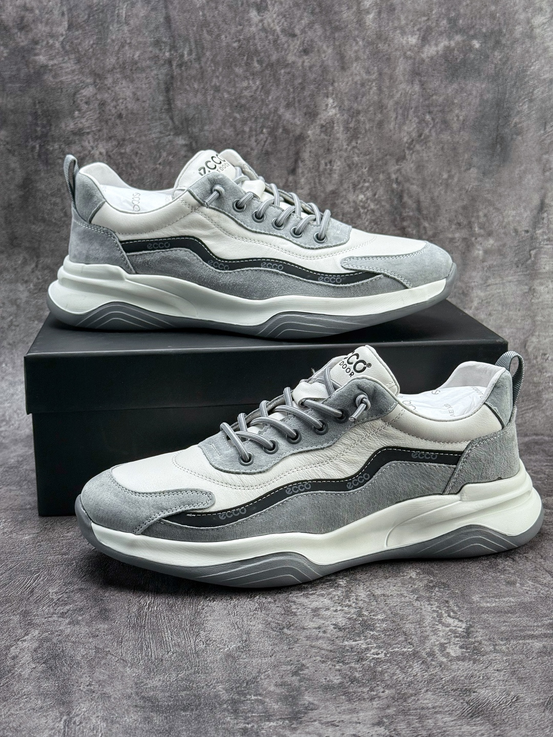 320 北欧丹麦品牌ECCO爱步Men's Classic Tuke Boen Low 系列低帮 系带经典百搭休闲运动小白板鞋 996637-01002