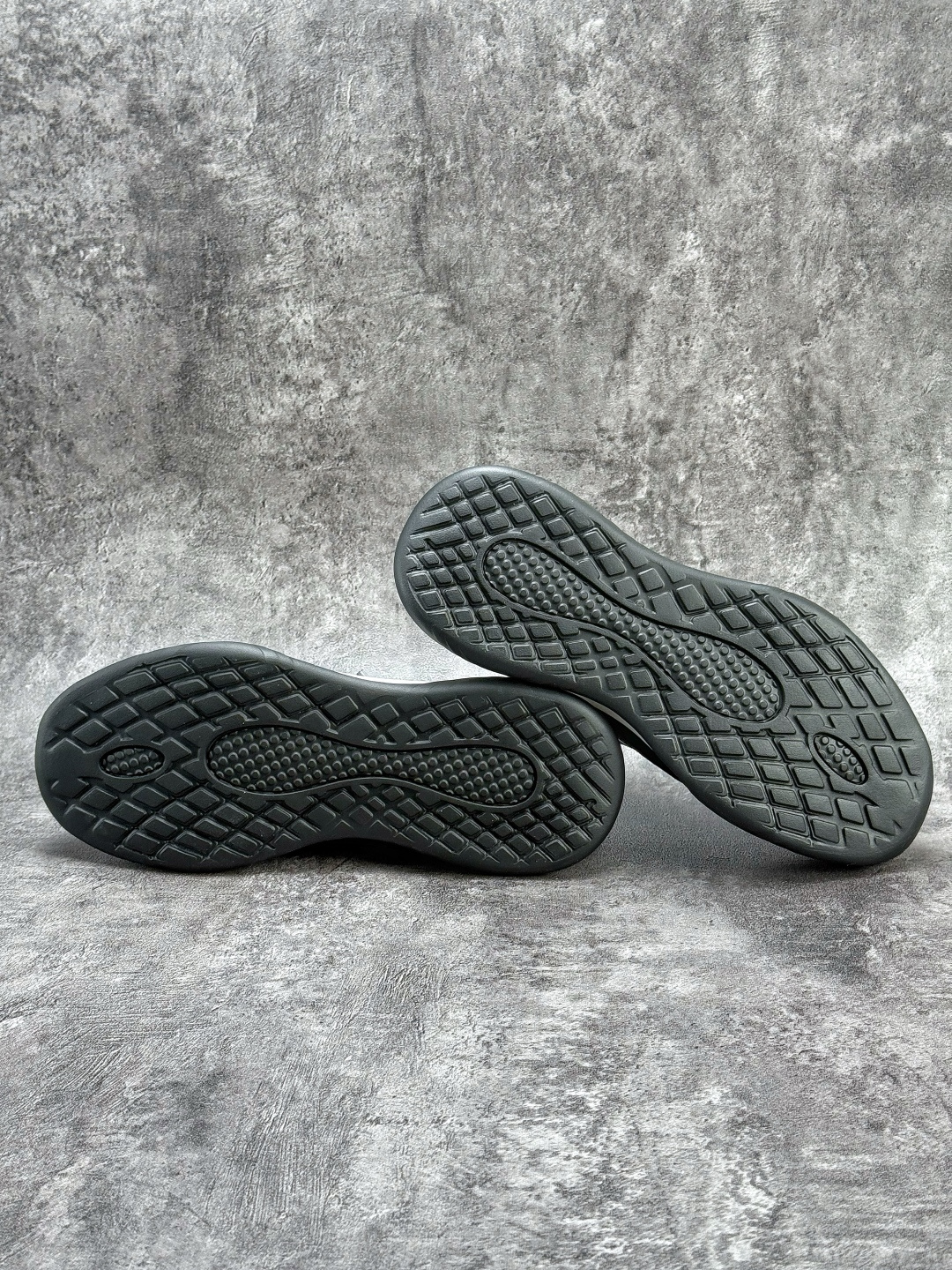 320 北欧丹麦品牌ECCO爱步Men's Classic Tuke Boen Low 系列低帮 系带经典百搭休闲运动小白板鞋 996637-01