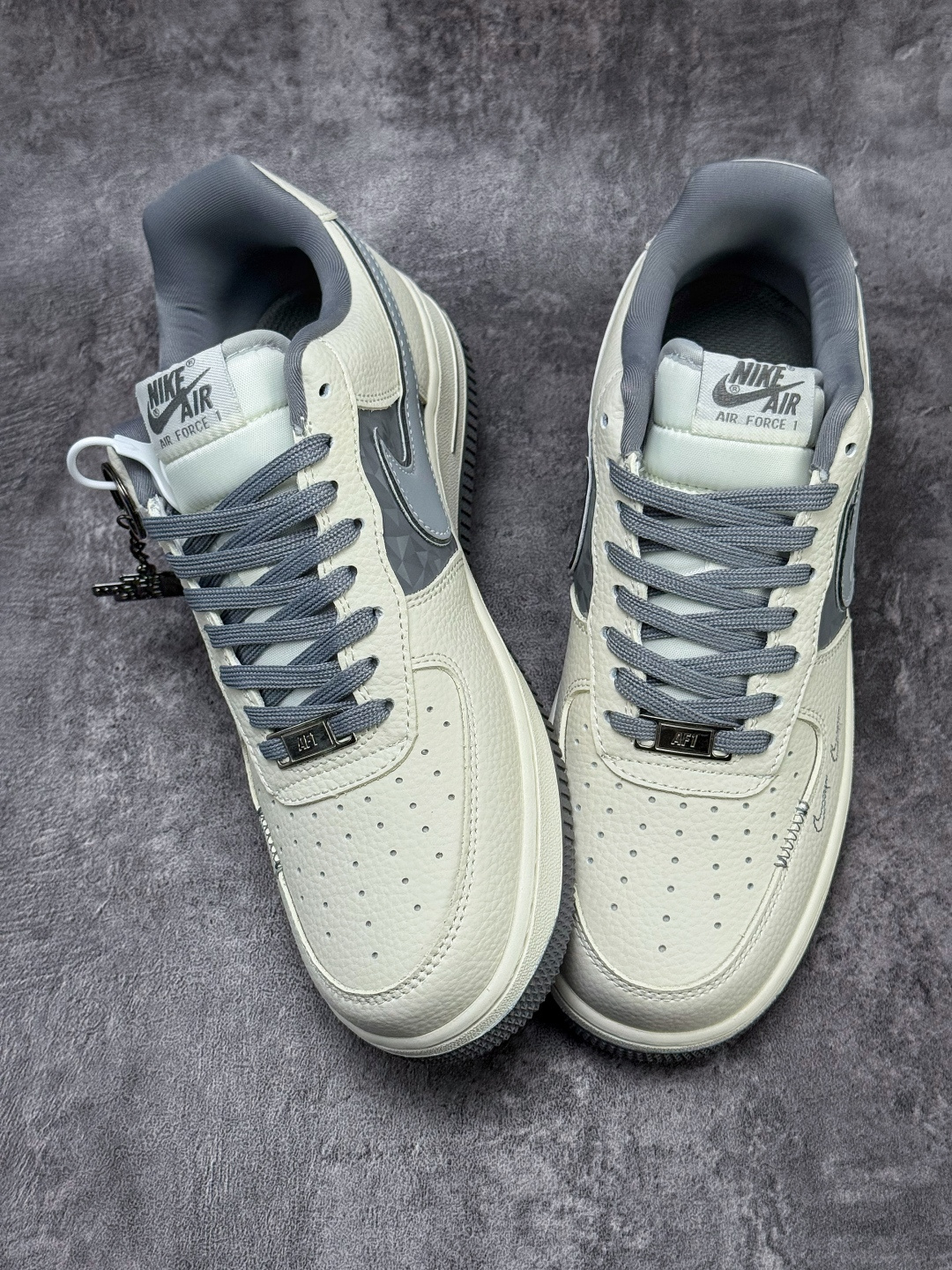 Nike Air Force 1 Low 07 x The North Face 白灰双小勾 DF0188-114