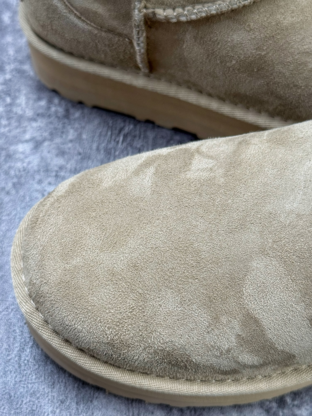 210 UGG 百搭单品 东莞纯原UGG 秋冬羊皮毛一体雪地靴 UGG W/1135093