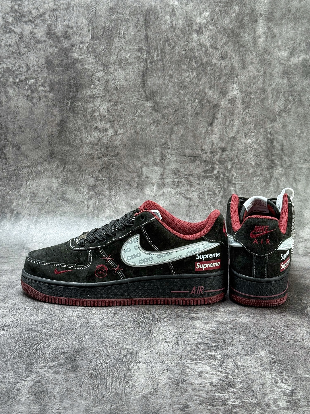 Nike Air Force 1 Low 07 x Supreme 黑红小勾 XZ6188-117-莆田鞋,莆田鞋货源,高仿鞋,高仿鞋货源,安福档口,莆田高仿鞋,莆田鞋批发,高仿鞋批发,莆田高仿运动鞋,高仿运动鞋,莆田运动鞋 Nike Air Force 1 Low 07 x Supreme 黑红小勾 XZ6188-117