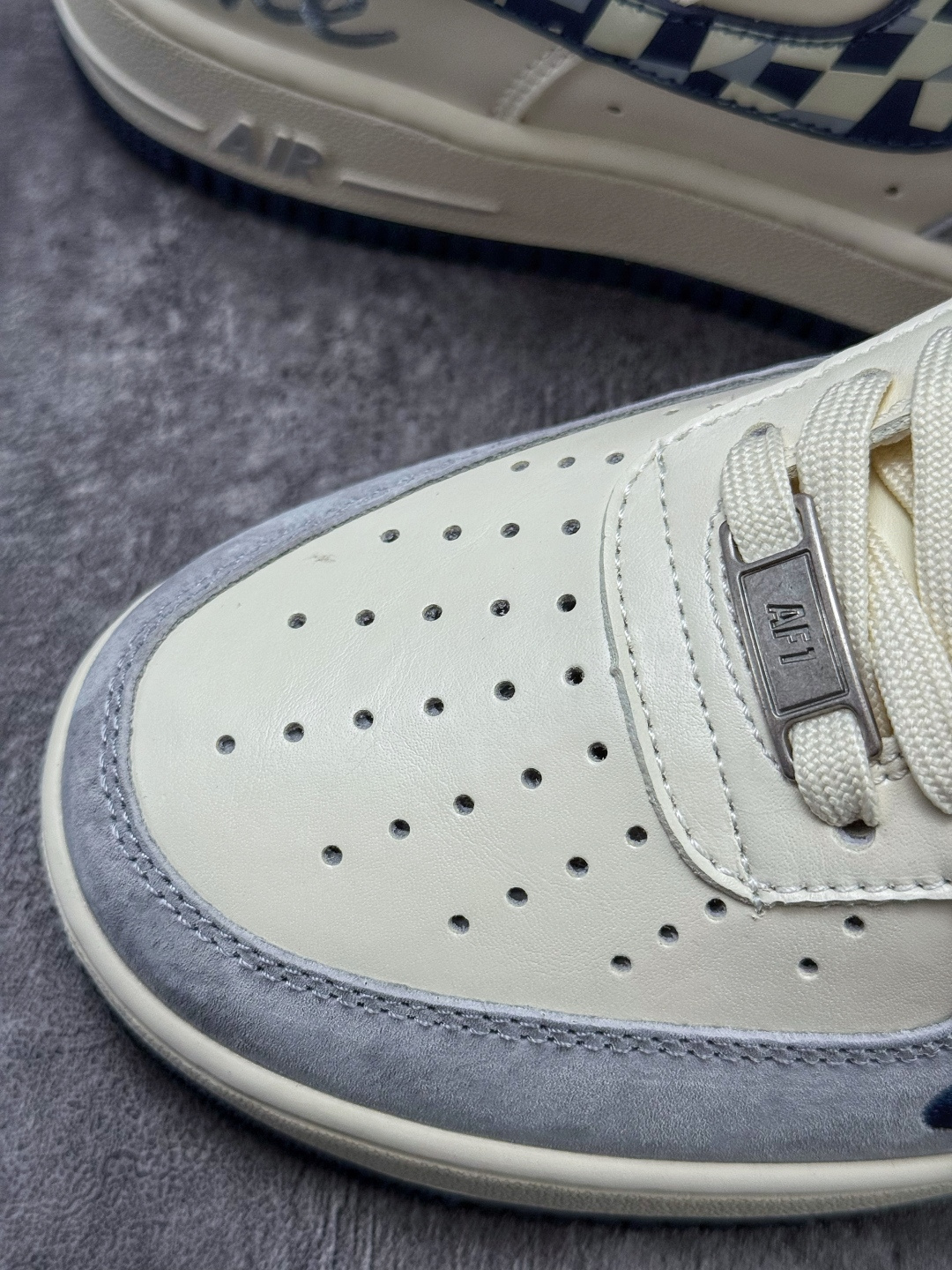 Nike Air Force 1 Low 07 灰白小勾 NH0601-580