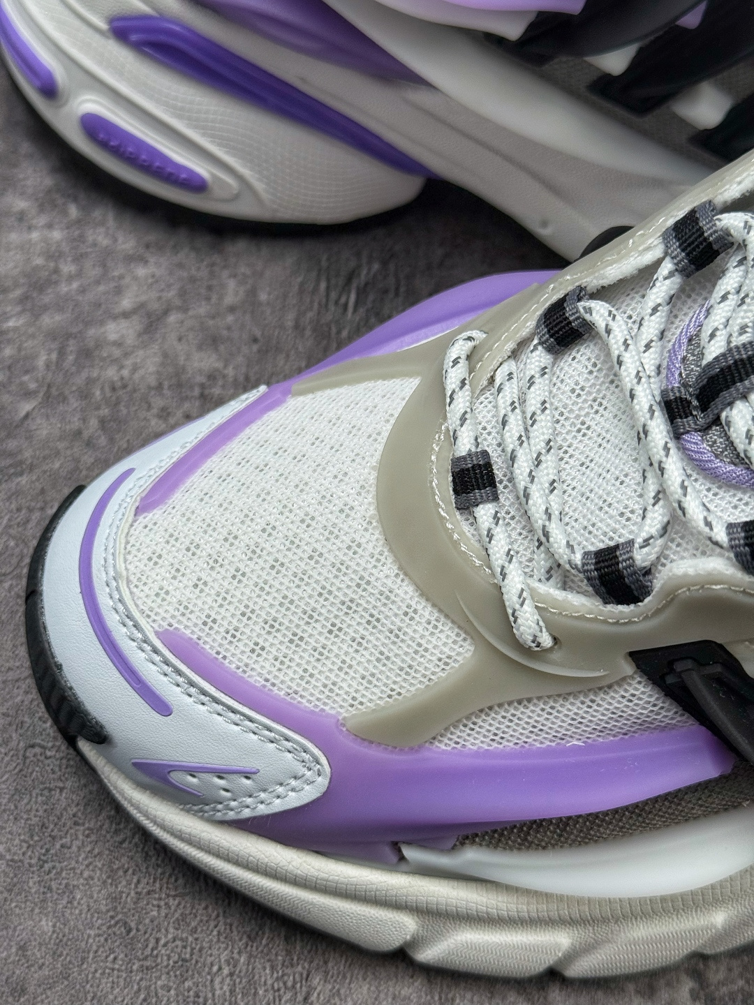 Adidas PW ADISTAR JELLYFISH 阿迪复古舒适防滑减震运动鞋 JP9272