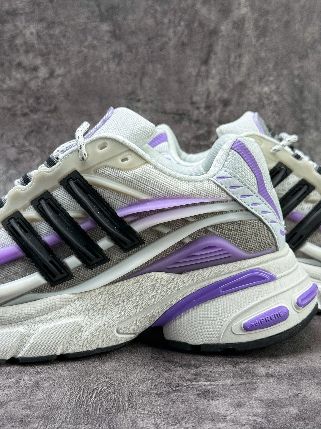 Adidas PW ADISTAR JELLYFISH 阿迪复古舒适防滑减震运动鞋 JP9272