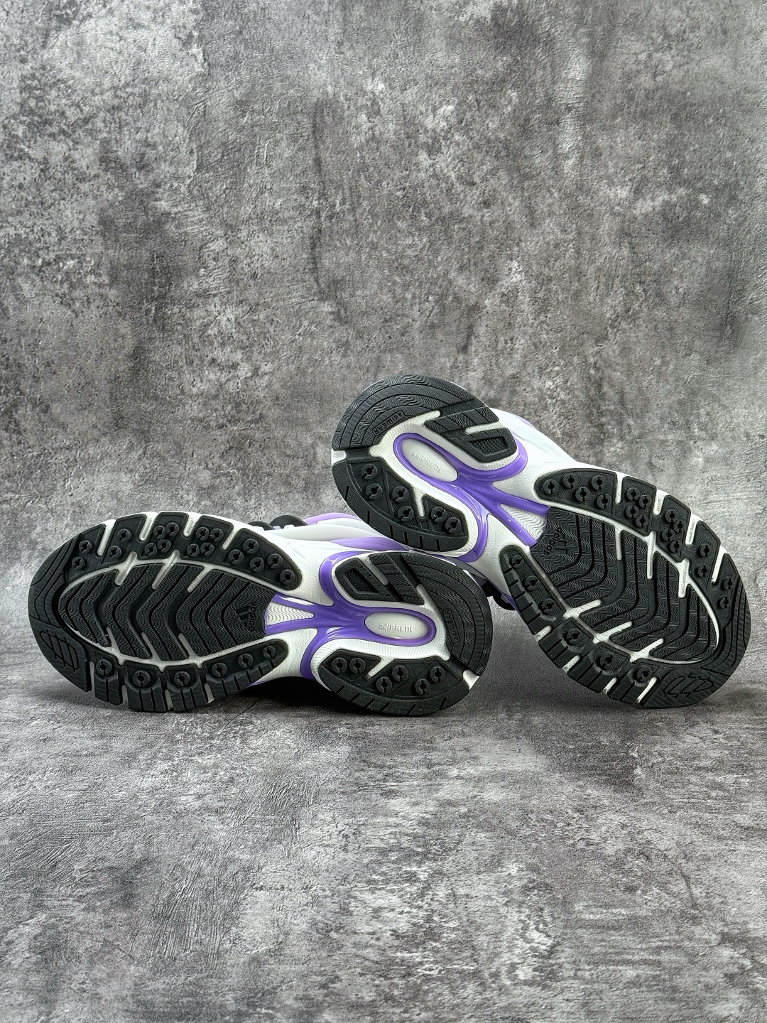 Adidas PW ADISTAR JELLYFISH 阿迪复古舒适防滑减震运动鞋 JP9272