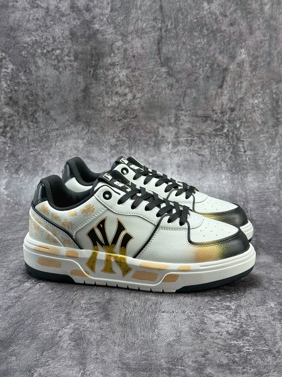 230 MLB NY 印花网红老爹鞋 涂鸦恶作剧 内增高6cm 3ASXCA12N