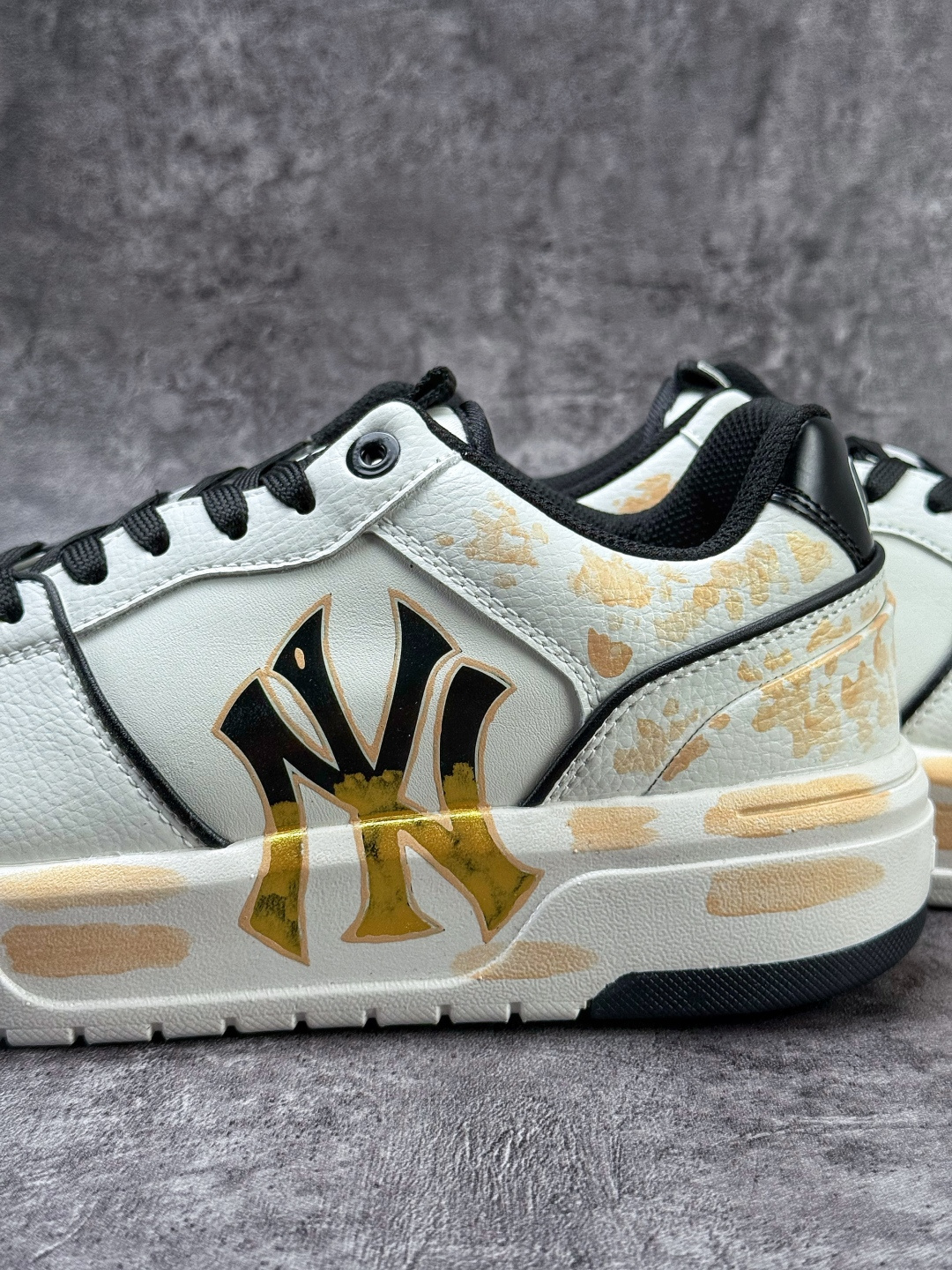 230 MLB NY 印花网红老爹鞋 涂鸦恶作剧 内增高6cm 3ASXCA12N