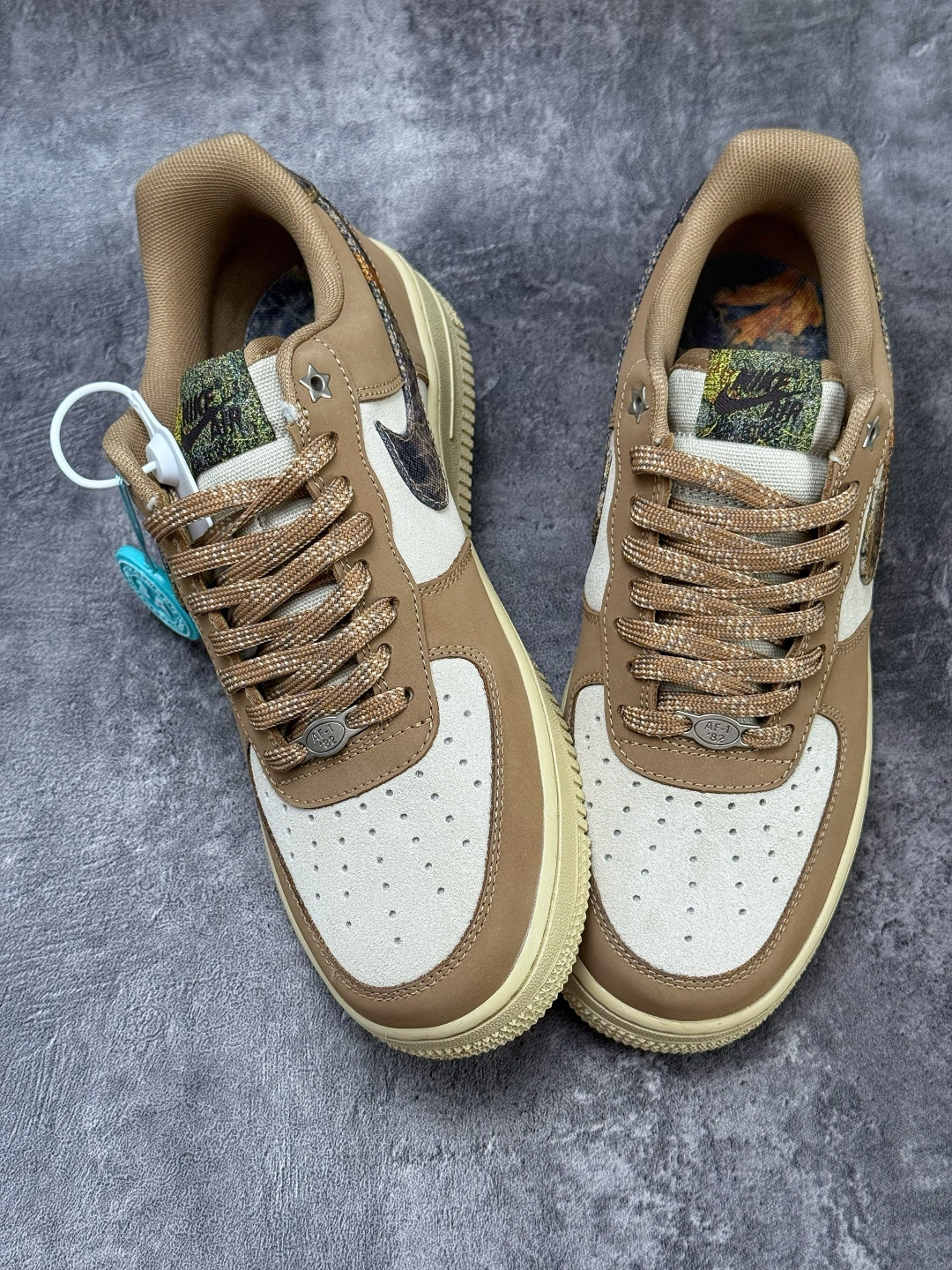 Nike Air Force 1 Low 07 棕灰 IO9803-200-莆田鞋,莆田鞋货源,高仿鞋,高仿鞋货源,安福档口,莆田高仿鞋,莆田鞋批发,高仿鞋批发,莆田高仿运动鞋,高仿运动鞋,莆田运动鞋 Nike Air Force 1 Low 07 棕灰 IO9803-200