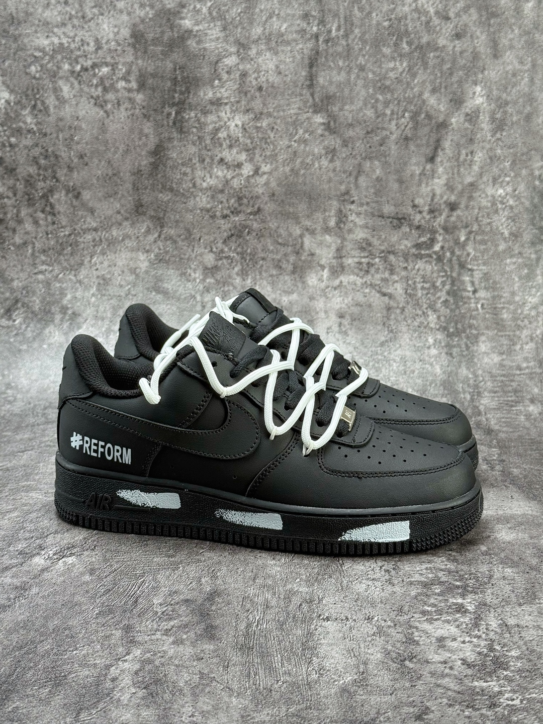 Nike Air Force 1 Low 07 x REFORM 黑白 DB2024-010-莆田鞋,莆田鞋货源,高仿鞋,高仿鞋货源,安福档口,莆田高仿鞋,莆田鞋批发,高仿鞋批发,莆田高仿运动鞋,高仿运动鞋,莆田运动鞋 Nike Air Force 1 Low 07 x REFORM 黑白 DB2024-010