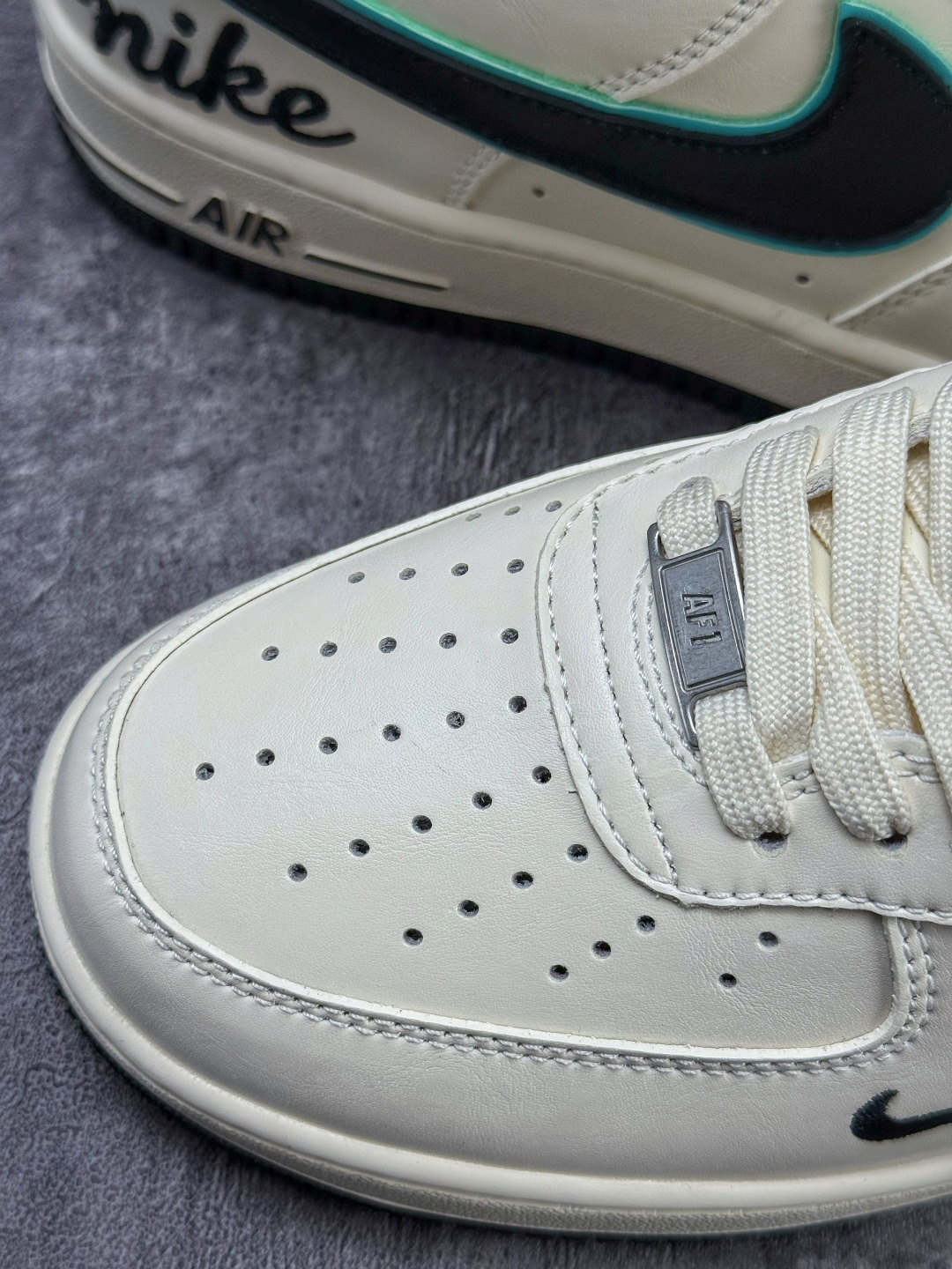 Nike Air Force 1 Low 07 白黑小勾 NH0601-583-莆田鞋,莆田鞋货源,高仿鞋,高仿鞋货源,安福档口,莆田高仿鞋,莆田鞋批发,高仿鞋批发,莆田高仿运动鞋,高仿运动鞋,莆田运动鞋 Nike Air Force 1 Low 07 白黑小勾 NH0601-583