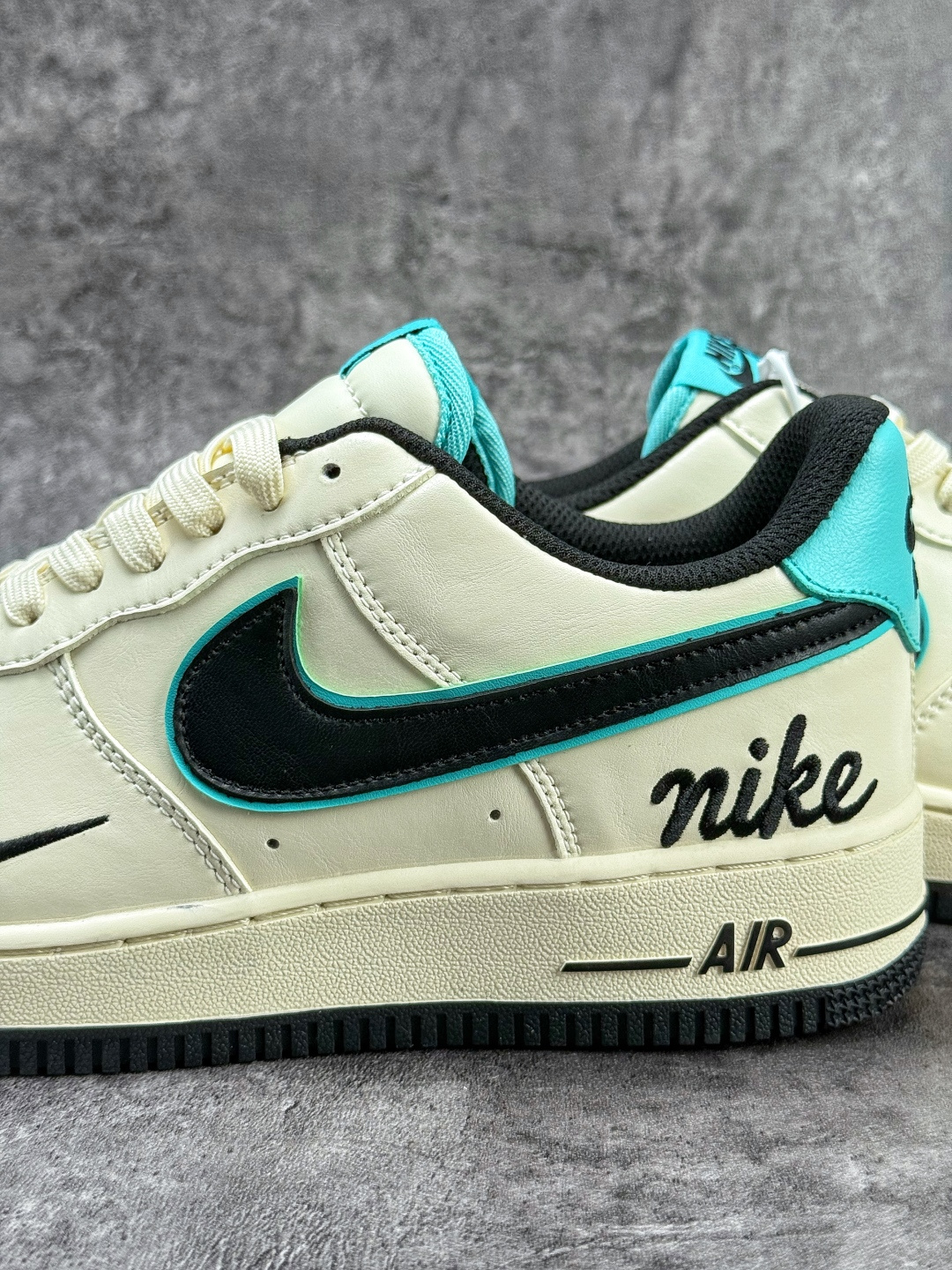 Nike Air Force 1 Low 07 白黑小勾 NH0601-583-莆田鞋,莆田鞋货源,高仿鞋,高仿鞋货源,安福档口,莆田高仿鞋,莆田鞋批发,高仿鞋批发,莆田高仿运动鞋,高仿运动鞋,莆田运动鞋 Nike Air Force 1 Low 07 白黑小勾 NH0601-583