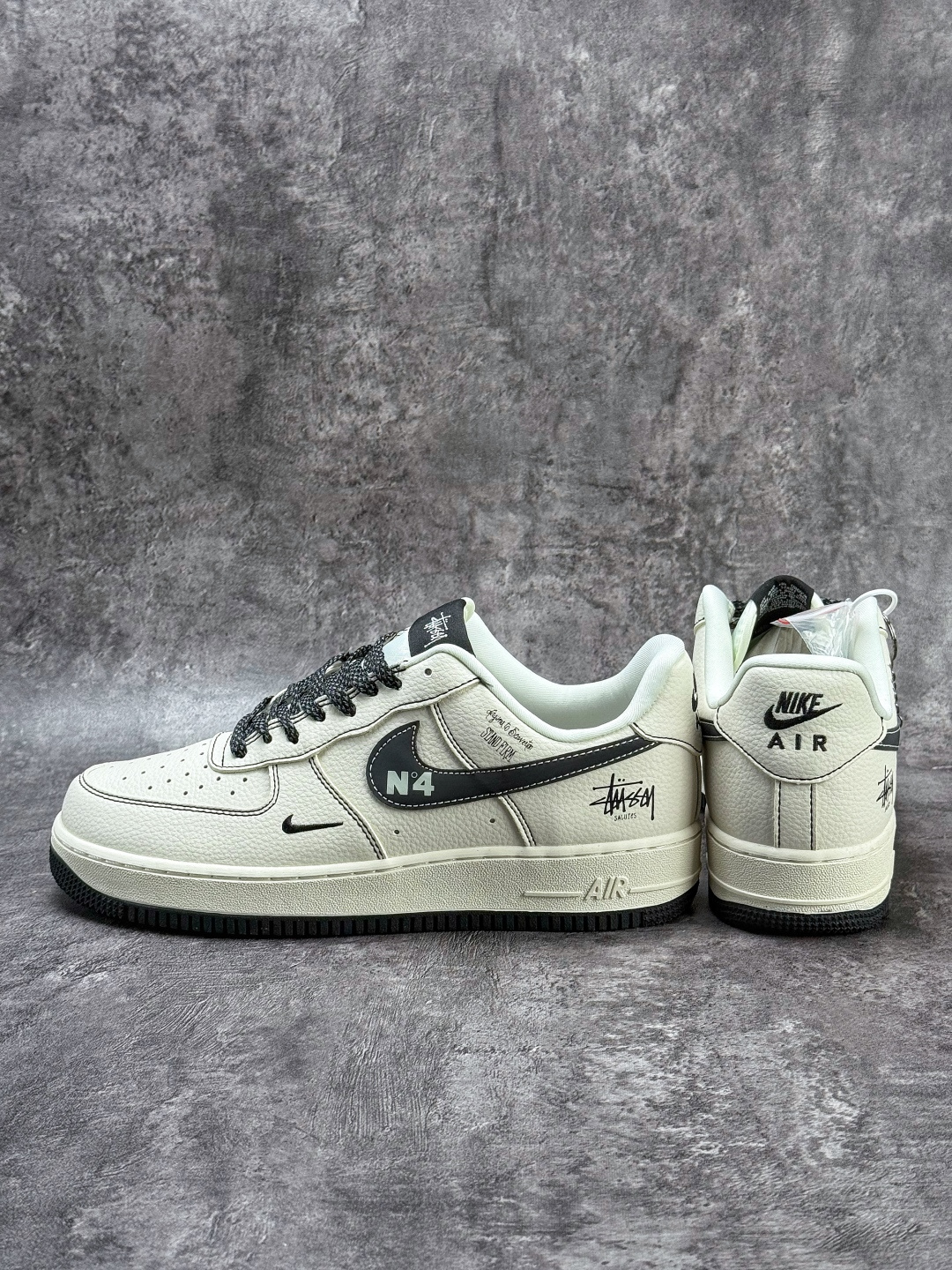 Nike Air Force 1 Low 07 x Stussy 白灰小勾满天星 DD1982-329-莆田鞋,莆田鞋货源,高仿鞋,高仿鞋货源,安福档口,莆田高仿鞋,莆田鞋批发,高仿鞋批发,莆田高仿运动鞋,高仿运动鞋,莆田运动鞋 Nike Air Force 1 Low 07 x Stussy 白灰小勾满天星 DD1982-329